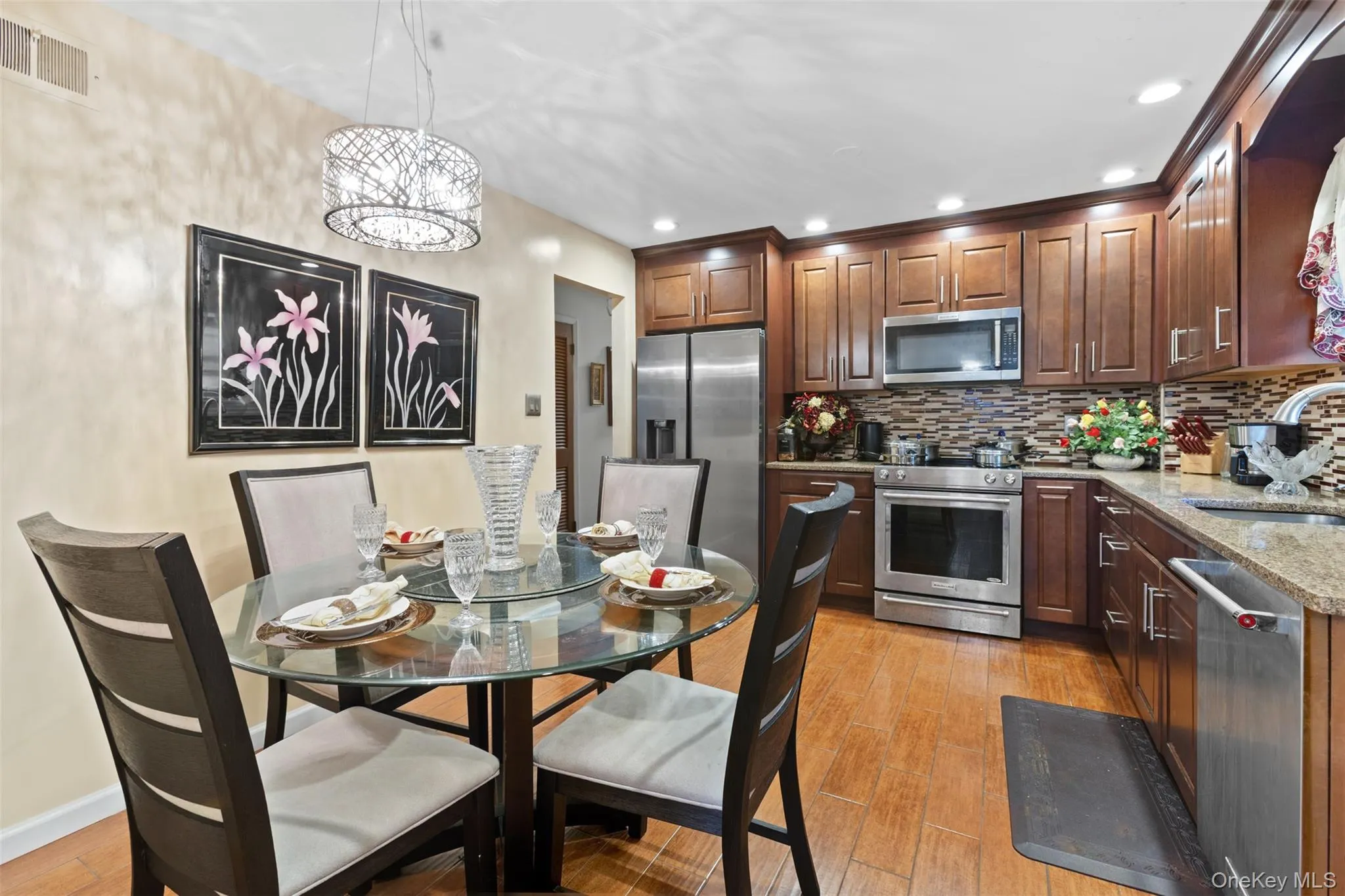552 Briar Place, New York, NY, 4 Bedrooms Bedrooms, 8 Rooms Rooms,2 BathroomsBathrooms,Residential,For Rent,Briar,0,1046867 552 Briar Place, New York, NY, 4 Bedrooms Bedrooms, 8 Rooms Rooms,2 BathroomsBathrooms,Residential,For Rent,Briar,0,1046867