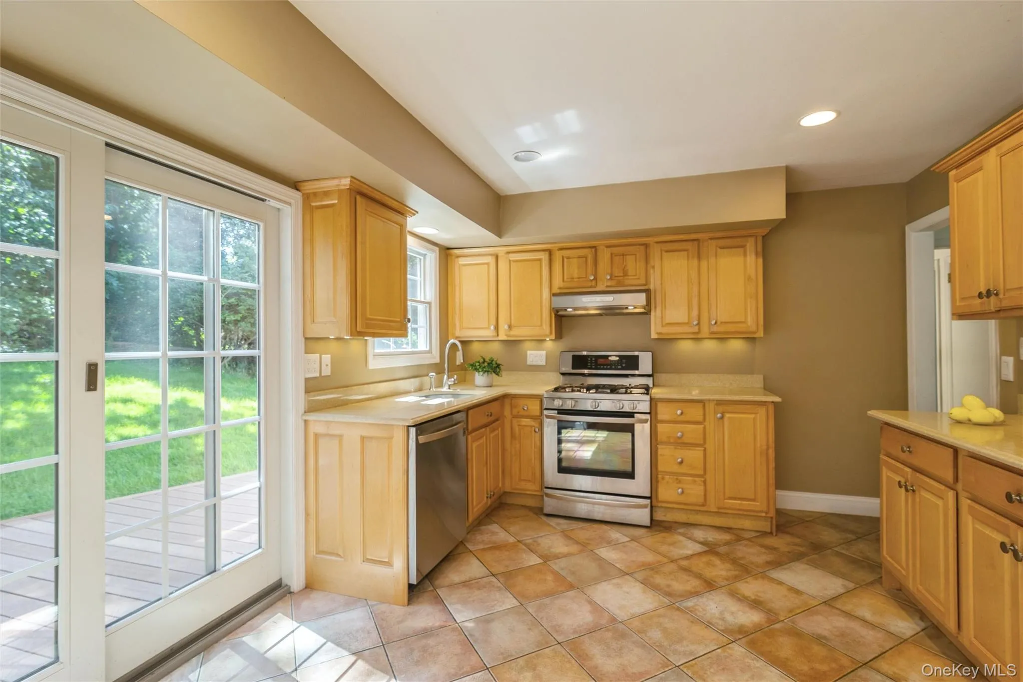 24 Old Homestead Road, Brookhaven, NY, 3 Bedrooms Bedrooms, 6 Rooms Rooms,2 BathroomsBathrooms,Residential,For Rent,Old Homestead,0,1046868 24 Old Homestead Road, Brookhaven, NY, 3 Bedrooms Bedrooms, 6 Rooms Rooms,2 BathroomsBathrooms,Residential,For Rent,Old Homestead,0,1046868