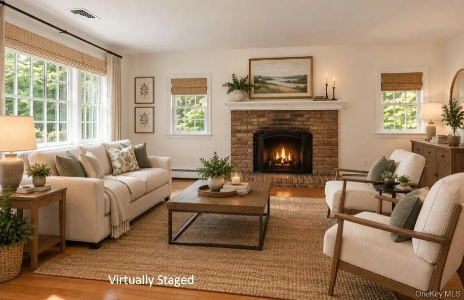 Living room Virtually staged Living room Virtually staged