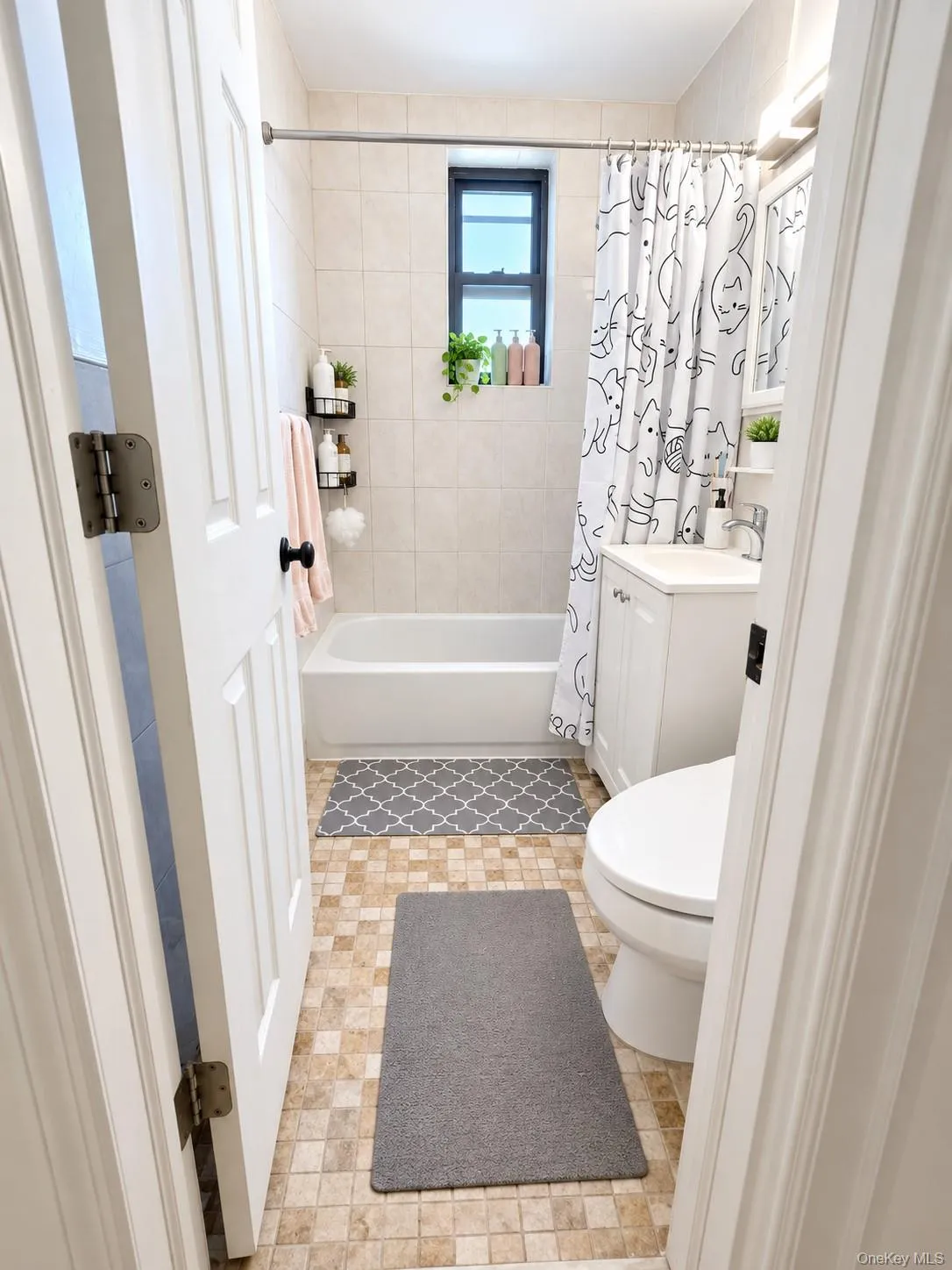 52-02 39th Avenue, New York, NY, 2 Bedrooms Bedrooms, 4 Rooms Rooms,1 BathroomBathrooms,Residential,For Rent,39th,0,1046870 52-02 39th Avenue, New York, NY, 2 Bedrooms Bedrooms, 4 Rooms Rooms,1 BathroomBathrooms,Residential,For Rent,39th,0,1046870