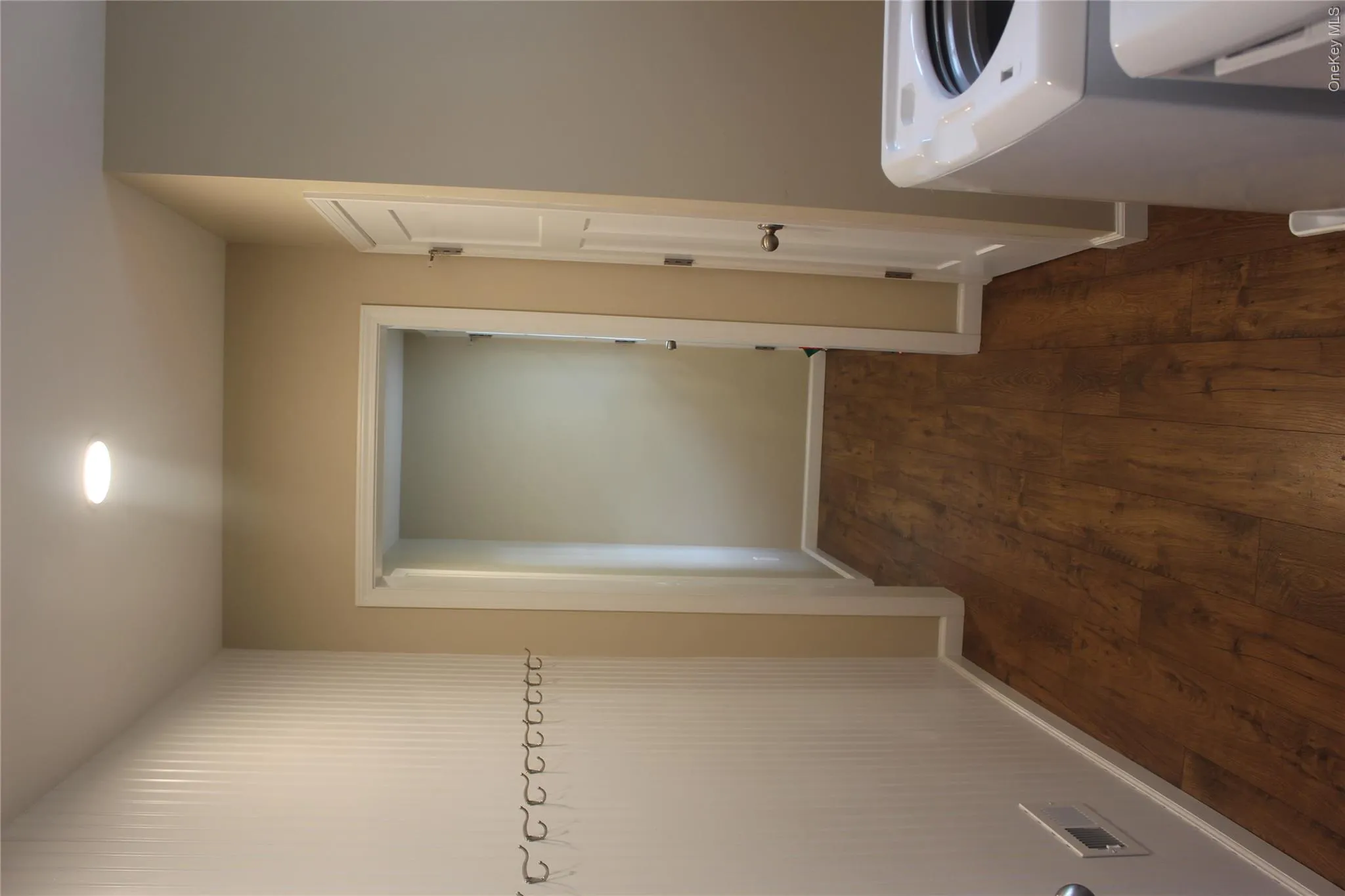17 Bank Street, Montgomery, NY, 3 Bedrooms Bedrooms, 9 Rooms Rooms,2 BathroomsBathrooms,Residential Lease,For Rent,Bank,0,1046871 17 Bank Street, Montgomery, NY, 3 Bedrooms Bedrooms, 9 Rooms Rooms,2 BathroomsBathrooms,Residential Lease,For Rent,Bank,0,1046871