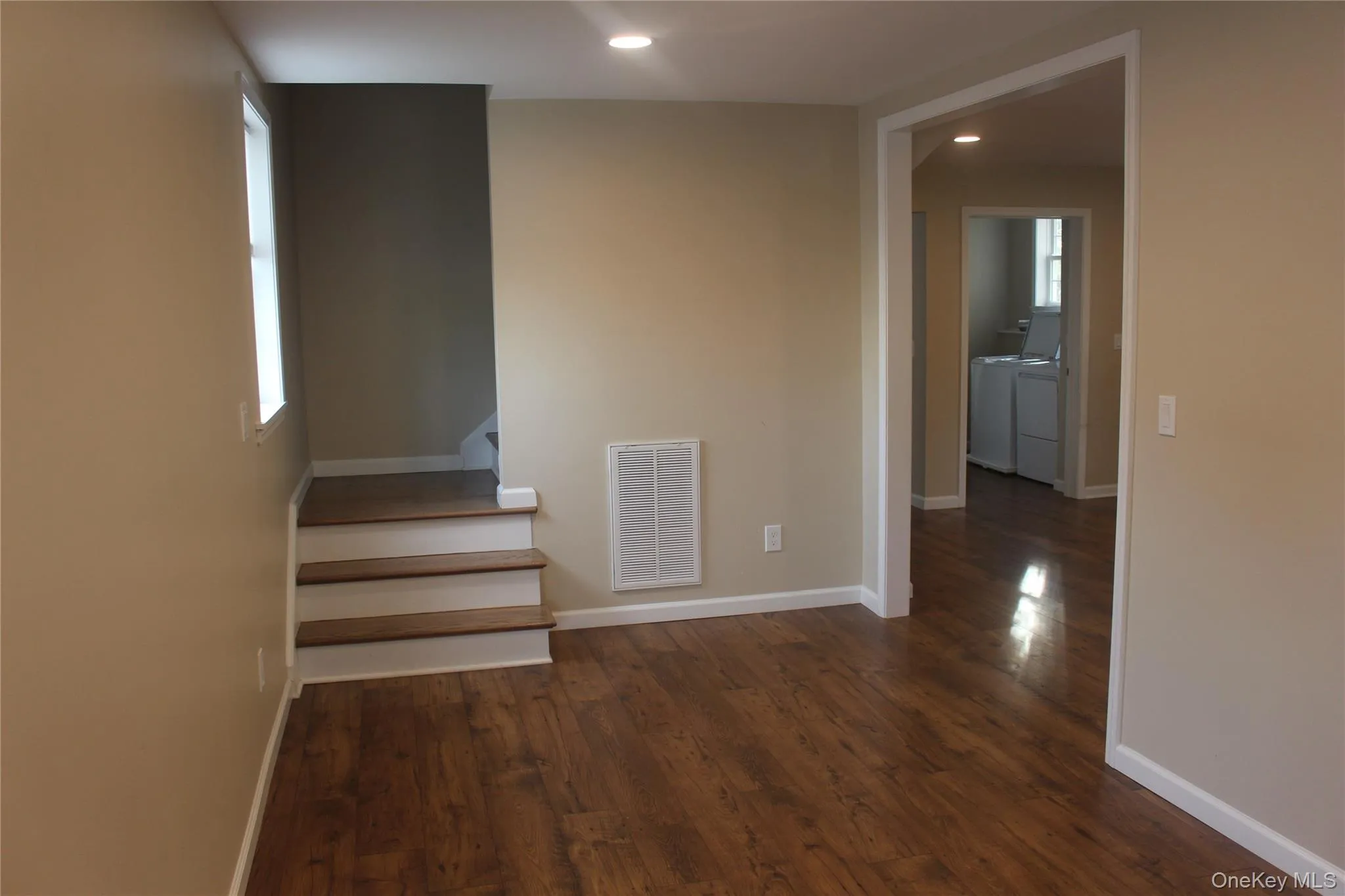 17 Bank Street, Montgomery, NY, 3 Bedrooms Bedrooms, 9 Rooms Rooms,2 BathroomsBathrooms,Residential Lease,For Rent,Bank,0,1046871 17 Bank Street, Montgomery, NY, 3 Bedrooms Bedrooms, 9 Rooms Rooms,2 BathroomsBathrooms,Residential Lease,For Rent,Bank,0,1046871
