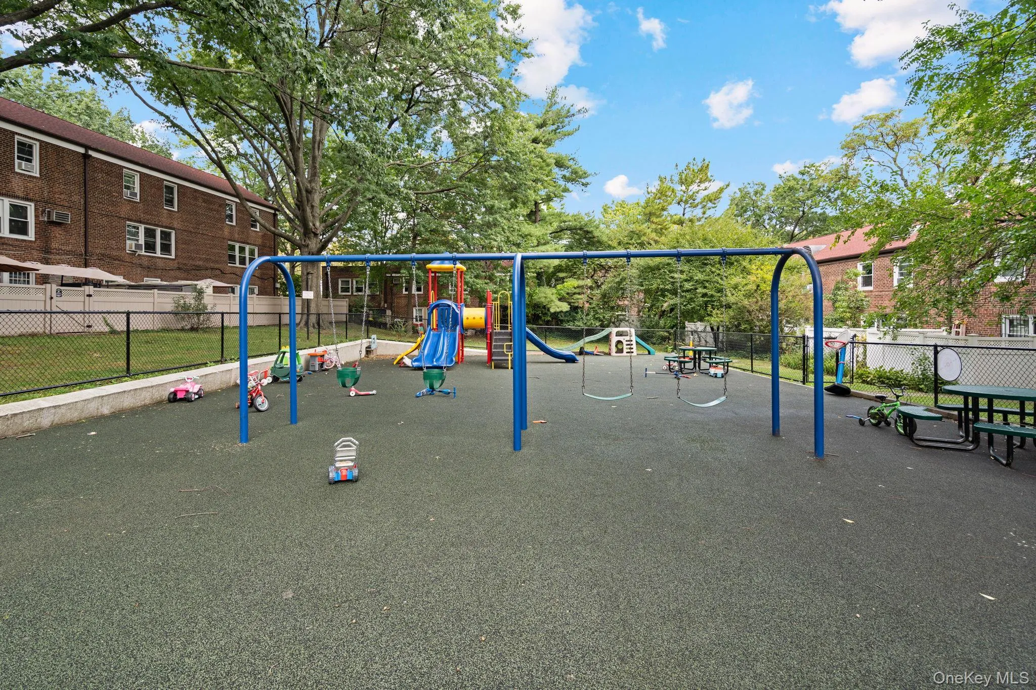 14749 Charter Road, New York, NY, 2 Bedrooms Bedrooms, 6 Rooms Rooms,1 BathroomBathrooms,Residential,For Rent,Charter,0,1046872 14749 Charter Road, New York, NY, 2 Bedrooms Bedrooms, 6 Rooms Rooms,1 BathroomBathrooms,Residential,For Rent,Charter,0,1046872