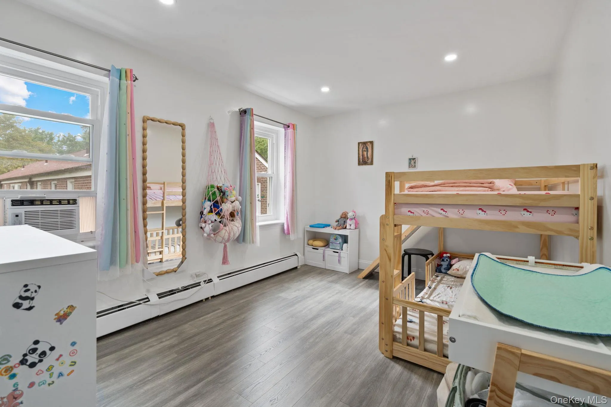 14749 Charter Road, New York, NY, 2 Bedrooms Bedrooms, 6 Rooms Rooms,1 BathroomBathrooms,Residential,For Rent,Charter,0,1046872 14749 Charter Road, New York, NY, 2 Bedrooms Bedrooms, 6 Rooms Rooms,1 BathroomBathrooms,Residential,For Rent,Charter,0,1046872