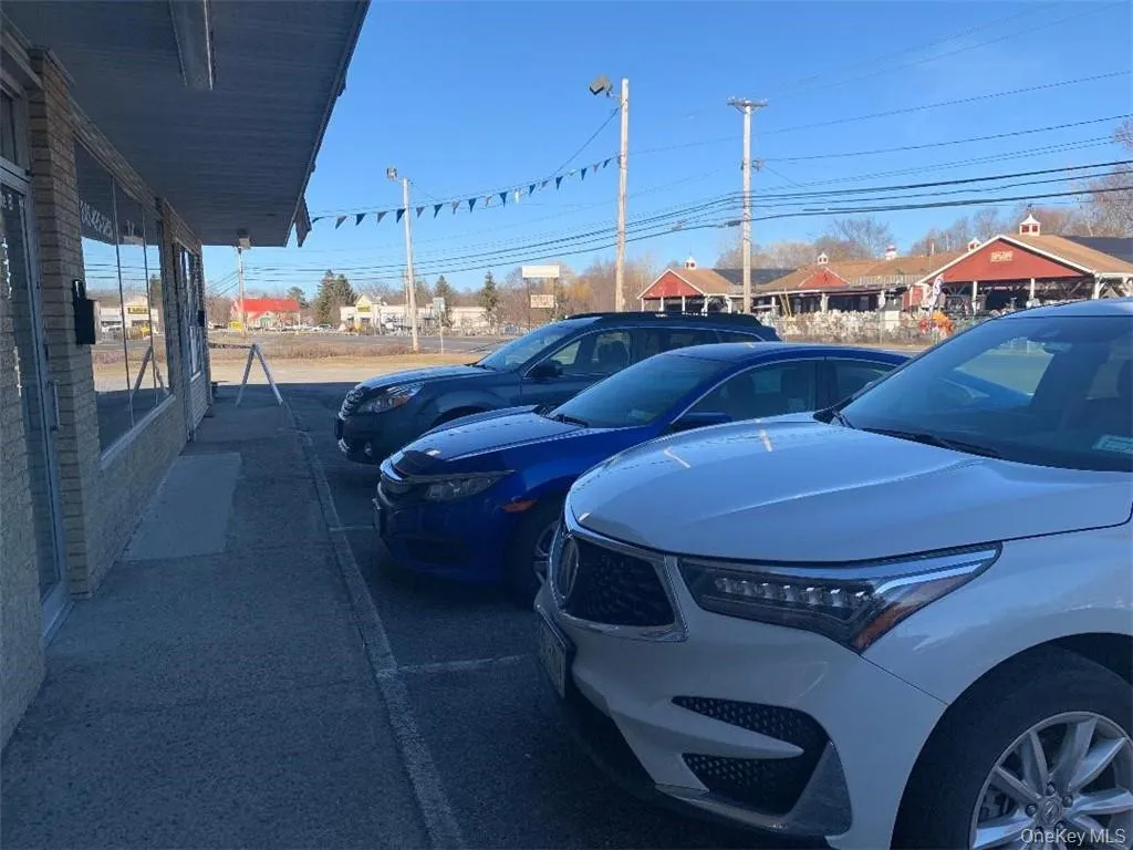 5273 Route 9w, Newburgh (town), NY, ,Commercial Lease,For Rent,Route 9w,0,1046874 5273 Route 9w, Newburgh (town), NY, ,Commercial Lease,For Rent,Route 9w,0,1046874