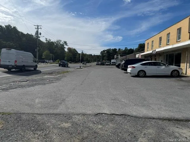 5273 Route 9w, Newburgh (town), NY, ,Commercial Lease,For Rent,Route 9w,0,1046874 5273 Route 9w, Newburgh (town), NY, ,Commercial Lease,For Rent,Route 9w,0,1046874