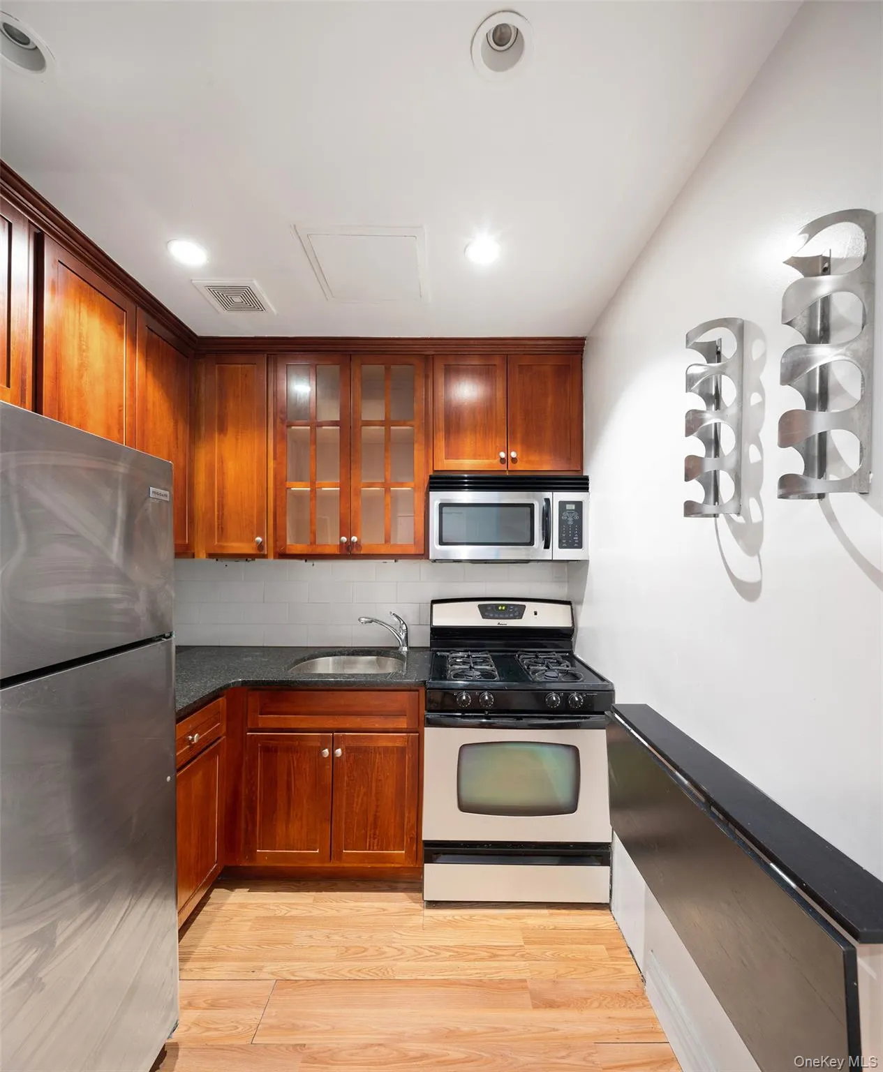 495 7th Street, New York, NY, 3 Rooms Rooms,1 BathroomBathrooms,Residential,For Rent,7th,0,1046875 495 7th Street, New York, NY, 3 Rooms Rooms,1 BathroomBathrooms,Residential,For Rent,7th,0,1046875