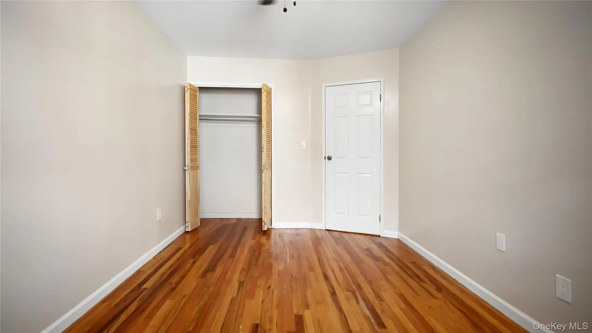 3610 Baychester Avenue, New York, NY, 3 Bedrooms Bedrooms, 4 Rooms Rooms,1 BathroomBathrooms,Residential Lease,For Rent,Baychester,0,1046884 3610 Baychester Avenue, New York, NY, 3 Bedrooms Bedrooms, 4 Rooms Rooms,1 BathroomBathrooms,Residential Lease,For Rent,Baychester,0,1046884