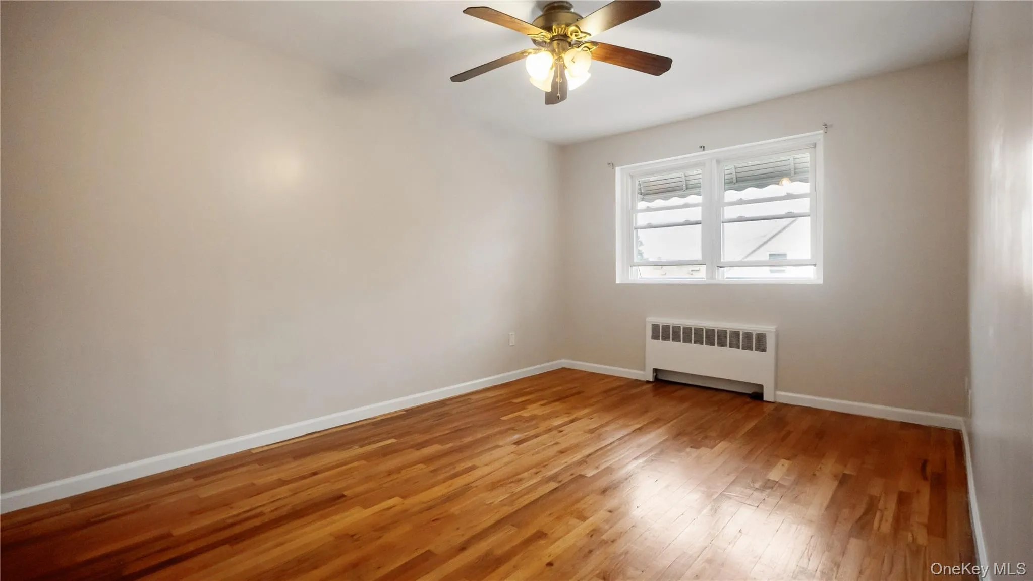 3610 Baychester Avenue, New York, NY, 3 Bedrooms Bedrooms, 4 Rooms Rooms,1 BathroomBathrooms,Residential Lease,For Rent,Baychester,0,1046884 3610 Baychester Avenue, New York, NY, 3 Bedrooms Bedrooms, 4 Rooms Rooms,1 BathroomBathrooms,Residential Lease,For Rent,Baychester,0,1046884