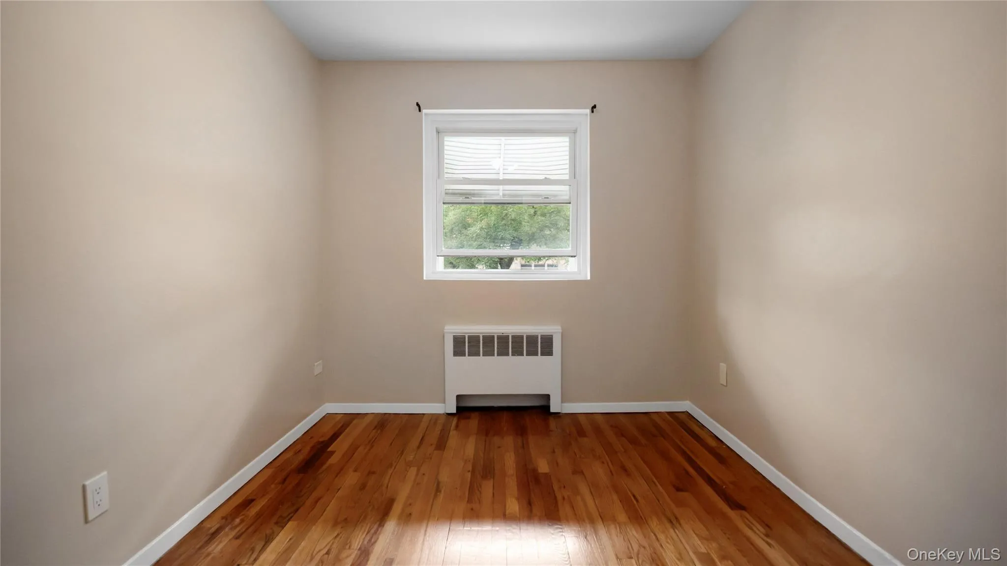 3610 Baychester Avenue, New York, NY, 3 Bedrooms Bedrooms, 4 Rooms Rooms,1 BathroomBathrooms,Residential Lease,For Rent,Baychester,0,1046884 3610 Baychester Avenue, New York, NY, 3 Bedrooms Bedrooms, 4 Rooms Rooms,1 BathroomBathrooms,Residential Lease,For Rent,Baychester,0,1046884