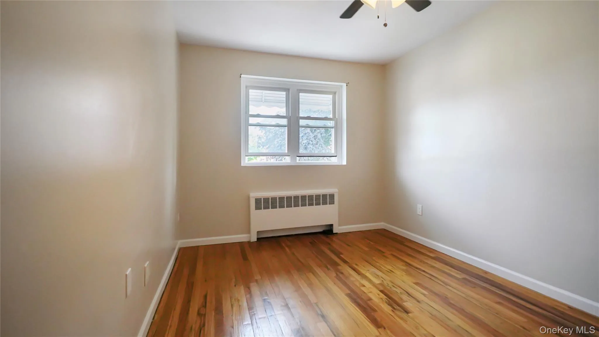 3610 Baychester Avenue, New York, NY, 3 Bedrooms Bedrooms, 4 Rooms Rooms,1 BathroomBathrooms,Residential Lease,For Rent,Baychester,0,1046884 3610 Baychester Avenue, New York, NY, 3 Bedrooms Bedrooms, 4 Rooms Rooms,1 BathroomBathrooms,Residential Lease,For Rent,Baychester,0,1046884