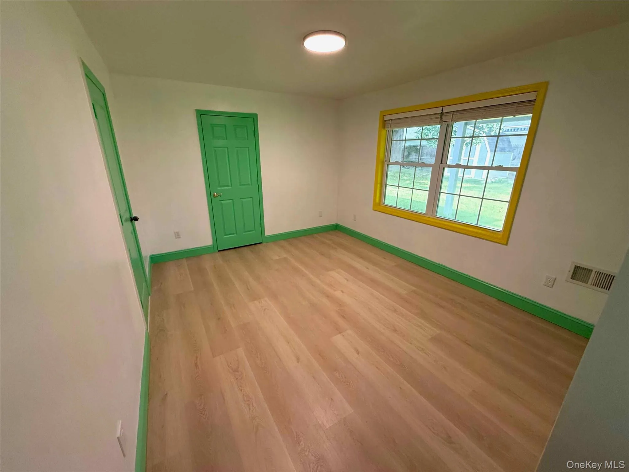 20 3rd Street, Middletown, NY, 5 Bedrooms Bedrooms, 10 Rooms Rooms,3 BathroomsBathrooms,Residential,For Rent,3rd,0,1046887 20 3rd Street, Middletown, NY, 5 Bedrooms Bedrooms, 10 Rooms Rooms,3 BathroomsBathrooms,Residential,For Rent,3rd,0,1046887
