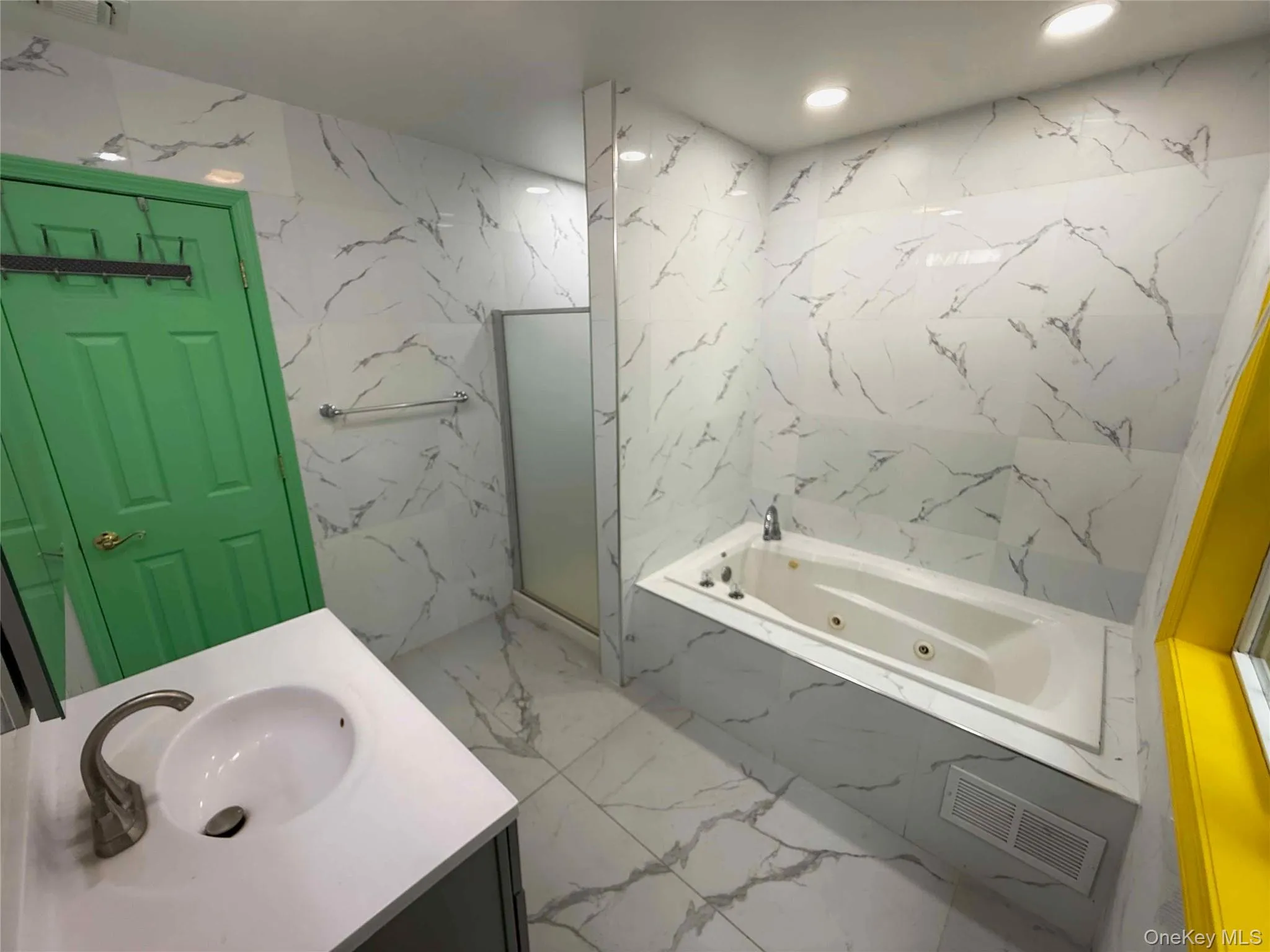 20 3rd Street, Middletown, NY, 5 Bedrooms Bedrooms, 10 Rooms Rooms,3 BathroomsBathrooms,Residential,For Rent,3rd,0,1046887 20 3rd Street, Middletown, NY, 5 Bedrooms Bedrooms, 10 Rooms Rooms,3 BathroomsBathrooms,Residential,For Rent,3rd,0,1046887