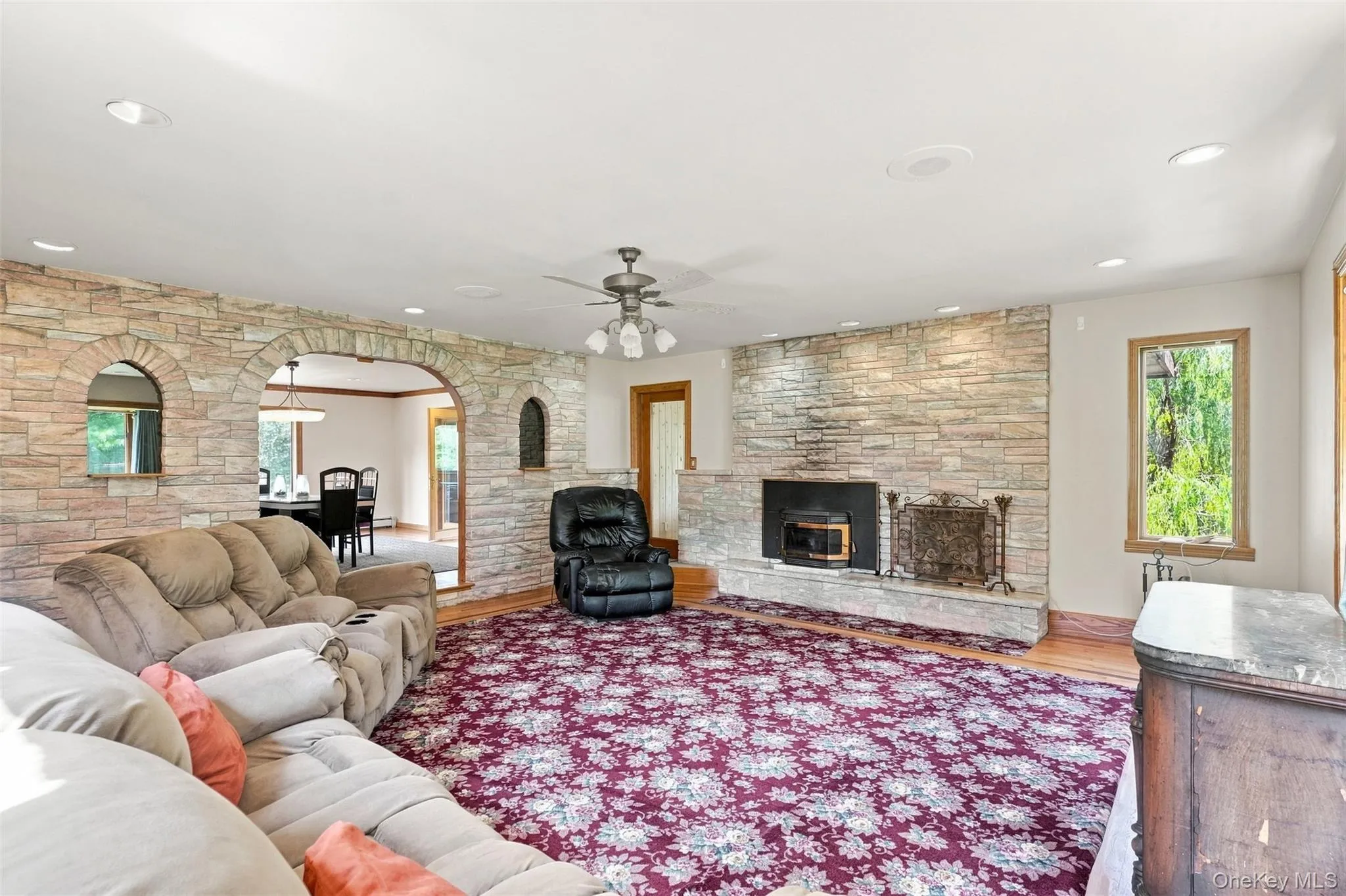 289 Pine Grove Road, Middletown, NY, 4 Bedrooms Bedrooms, 12 Rooms Rooms,3 BathroomsBathrooms,Residential,For Rent,Pine Grove,0,1046894 289 Pine Grove Road, Middletown, NY, 4 Bedrooms Bedrooms, 12 Rooms Rooms,3 BathroomsBathrooms,Residential,For Rent,Pine Grove,0,1046894