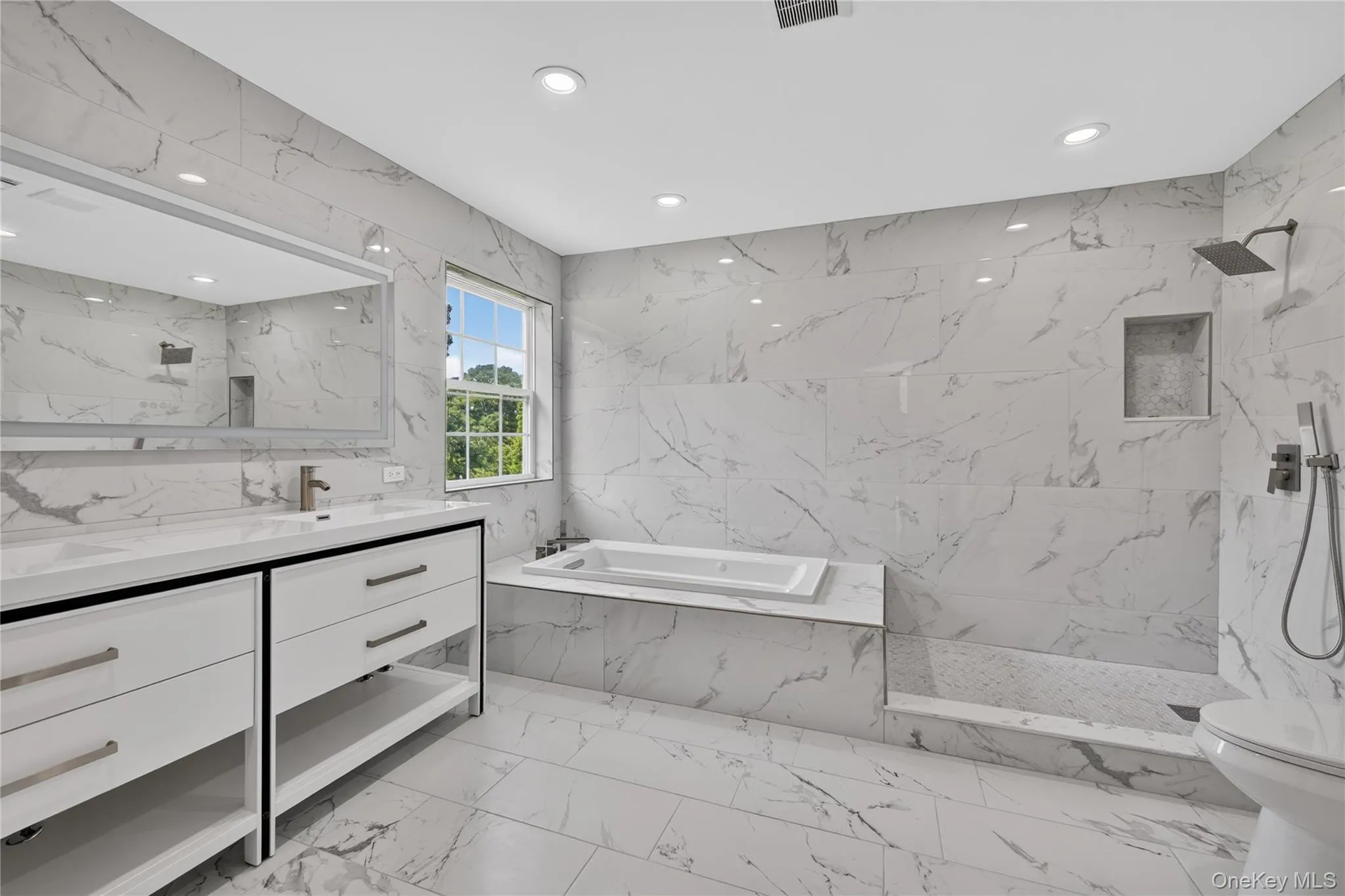 26 Hamlet Drive, Islip, NY, 5 Bedrooms Bedrooms, 18 Rooms Rooms,3 BathroomsBathrooms,Residential,For Rent,Hamlet,0,1046896 26 Hamlet Drive, Islip, NY, 5 Bedrooms Bedrooms, 18 Rooms Rooms,3 BathroomsBathrooms,Residential,For Rent,Hamlet,0,1046896