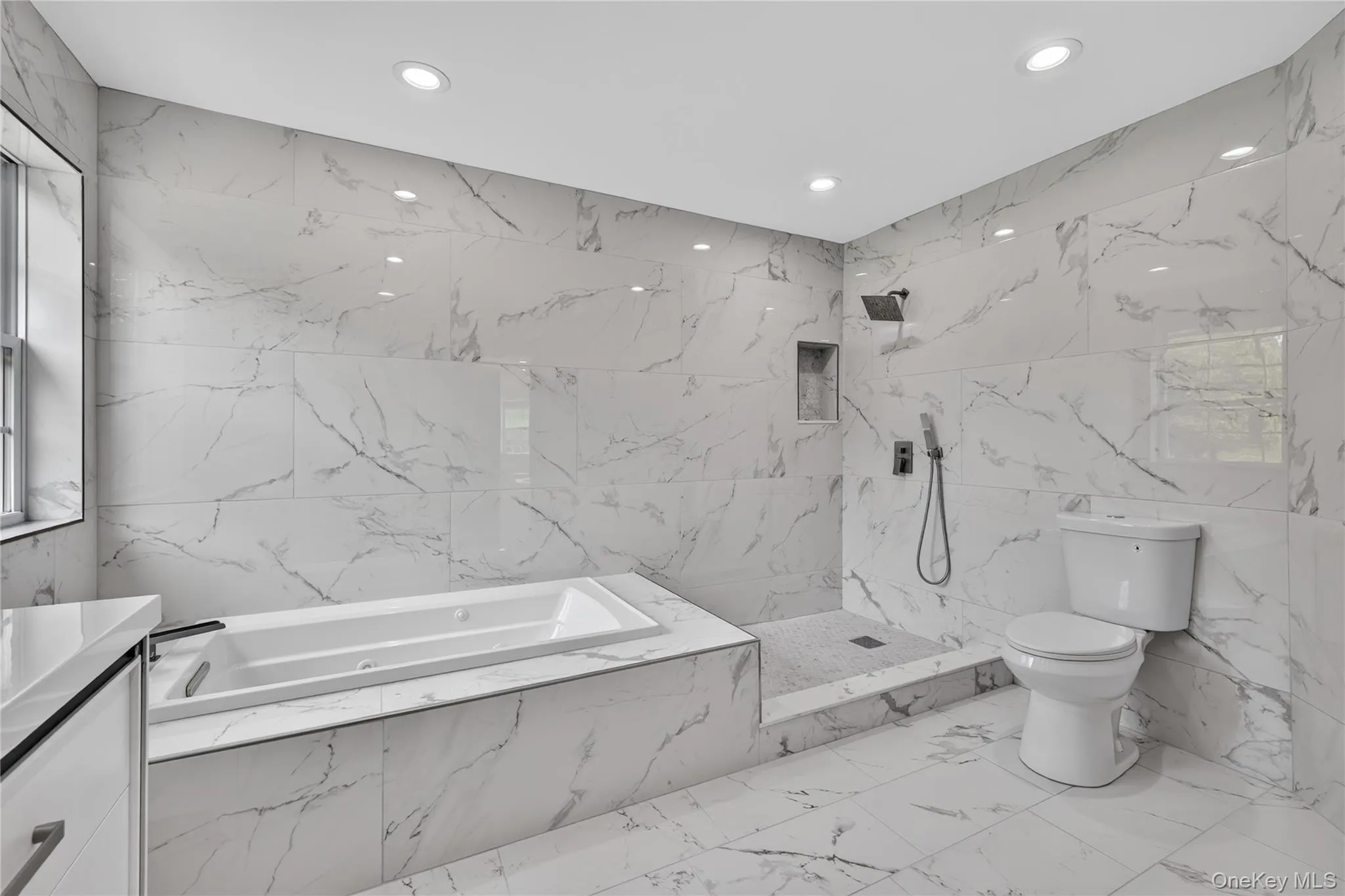 26 Hamlet Drive, Islip, NY, 5 Bedrooms Bedrooms, 18 Rooms Rooms,3 BathroomsBathrooms,Residential,For Rent,Hamlet,0,1046896 26 Hamlet Drive, Islip, NY, 5 Bedrooms Bedrooms, 18 Rooms Rooms,3 BathroomsBathrooms,Residential,For Rent,Hamlet,0,1046896