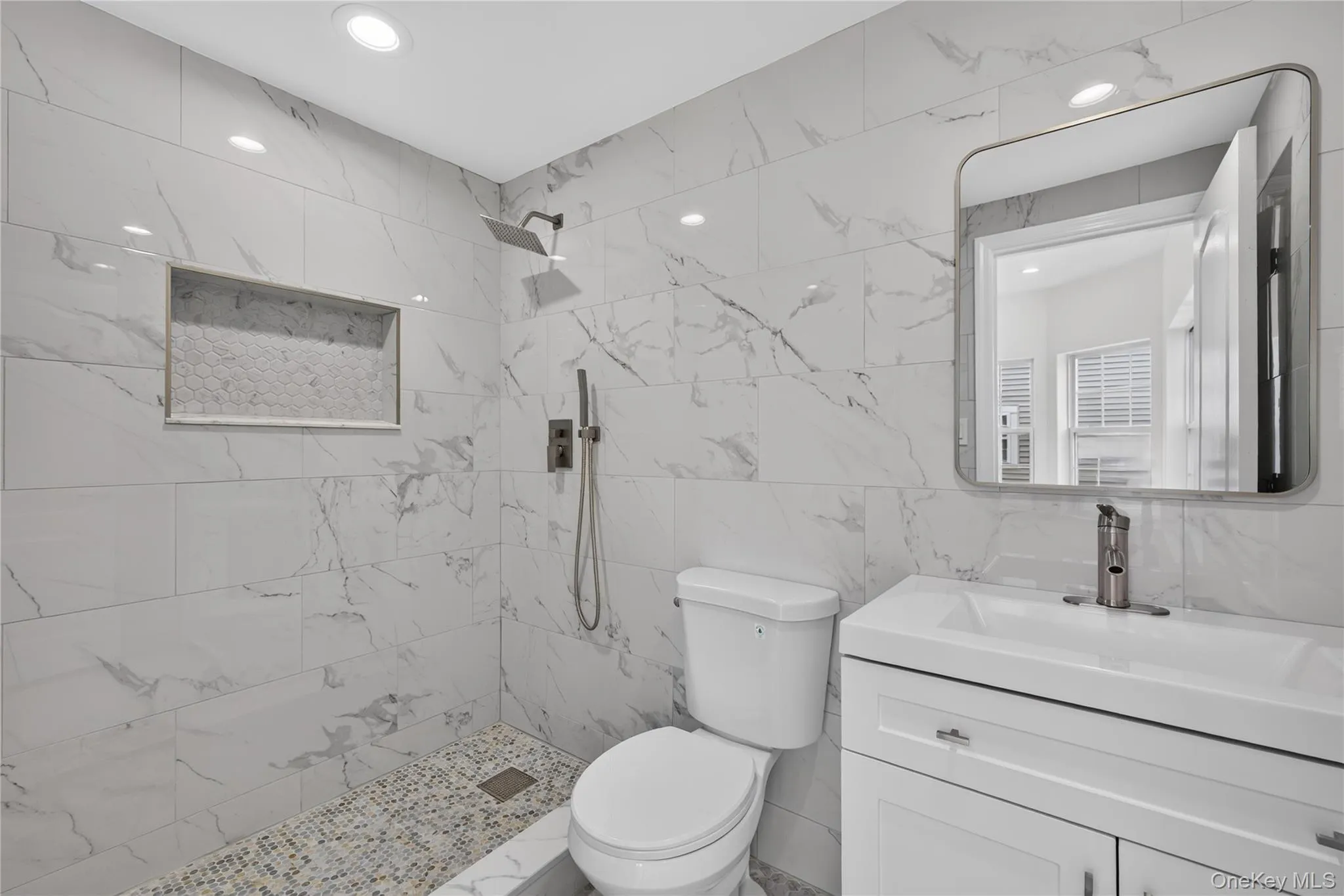 26 Hamlet Drive, Islip, NY, 5 Bedrooms Bedrooms, 18 Rooms Rooms,3 BathroomsBathrooms,Residential,For Rent,Hamlet,0,1046896 26 Hamlet Drive, Islip, NY, 5 Bedrooms Bedrooms, 18 Rooms Rooms,3 BathroomsBathrooms,Residential,For Rent,Hamlet,0,1046896