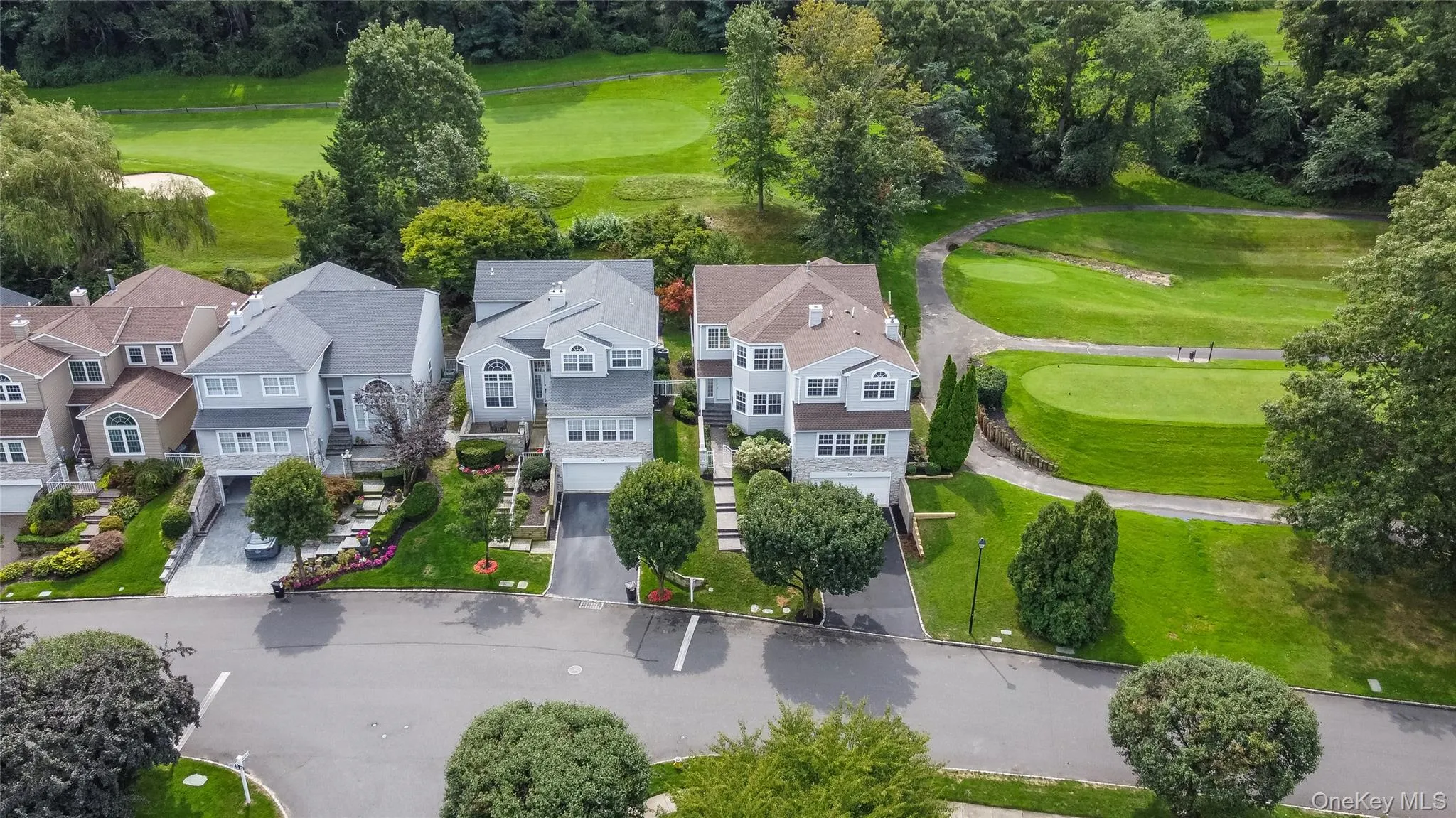 26 Hamlet Drive, Islip, NY, 5 Bedrooms Bedrooms, 18 Rooms Rooms,3 BathroomsBathrooms,Residential,For Rent,Hamlet,0,1046896 26 Hamlet Drive, Islip, NY, 5 Bedrooms Bedrooms, 18 Rooms Rooms,3 BathroomsBathrooms,Residential,For Rent,Hamlet,0,1046896