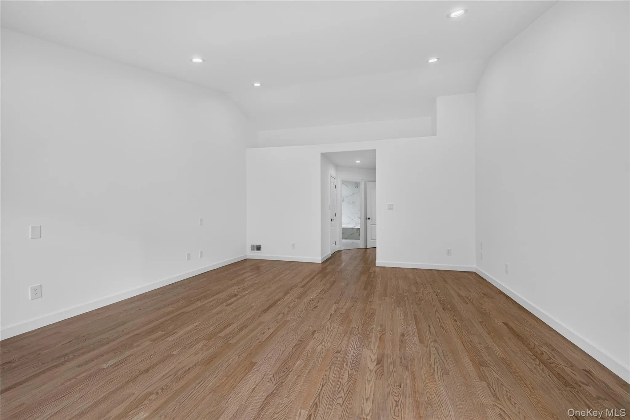 26 Hamlet Drive, Islip, NY, 5 Bedrooms Bedrooms, 18 Rooms Rooms,3 BathroomsBathrooms,Residential,For Rent,Hamlet,0,1046896 26 Hamlet Drive, Islip, NY, 5 Bedrooms Bedrooms, 18 Rooms Rooms,3 BathroomsBathrooms,Residential,For Rent,Hamlet,0,1046896