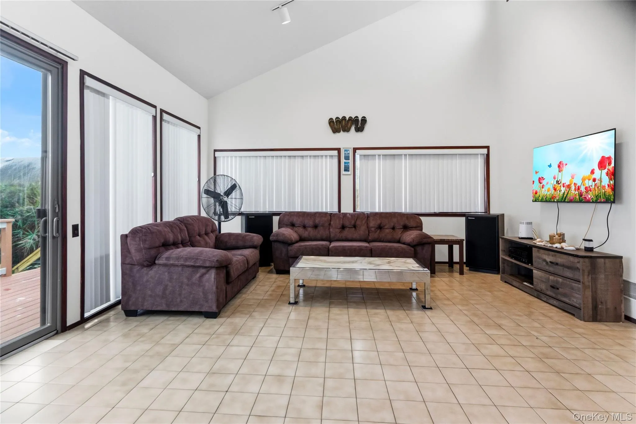 8 Cayuga Street, Brookhaven, NY, 3 Bedrooms Bedrooms, 6 Rooms Rooms,2 BathroomsBathrooms,Residential,For Rent,Cayuga,0,1046897 8 Cayuga Street, Brookhaven, NY, 3 Bedrooms Bedrooms, 6 Rooms Rooms,2 BathroomsBathrooms,Residential,For Rent,Cayuga,0,1046897