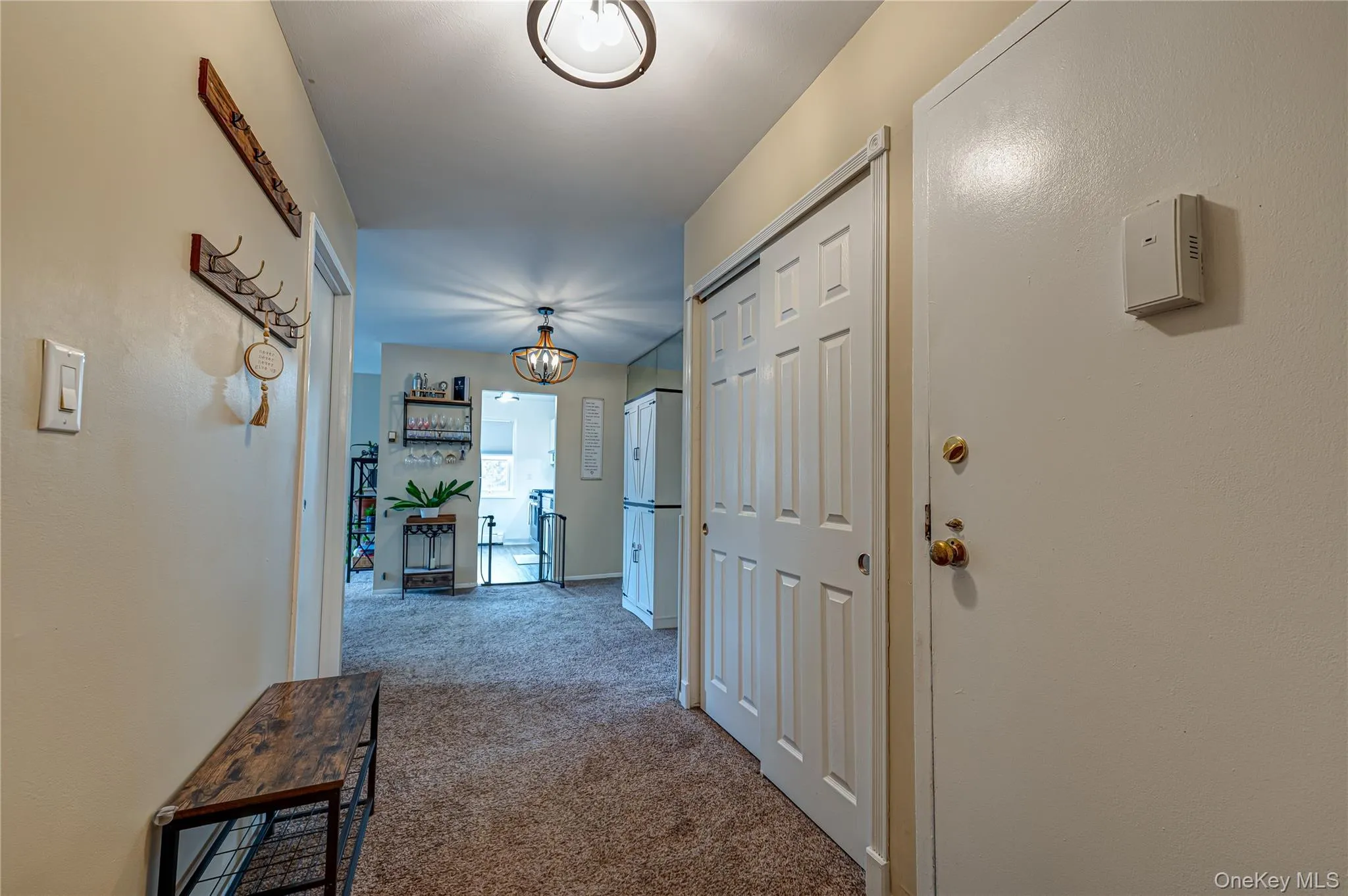 460 Old Town Road, Brookhaven, NY, 2 Bedrooms Bedrooms, 4 Rooms Rooms,1 BathroomBathrooms,Residential,For Rent,Old Town Road,0,1046898 460 Old Town Road, Brookhaven, NY, 2 Bedrooms Bedrooms, 4 Rooms Rooms,1 BathroomBathrooms,Residential,For Rent,Old Town Road,0,1046898