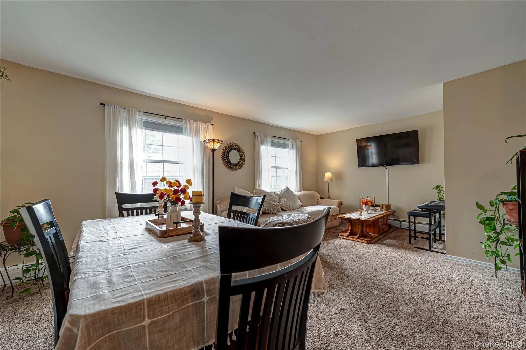 460 Old Town Road, Brookhaven, NY, 2 Bedrooms Bedrooms, 4 Rooms Rooms,1 BathroomBathrooms,Residential,For Rent,Old Town Road,0,1046898 460 Old Town Road, Brookhaven, NY, 2 Bedrooms Bedrooms, 4 Rooms Rooms,1 BathroomBathrooms,Residential,For Rent,Old Town Road,0,1046898