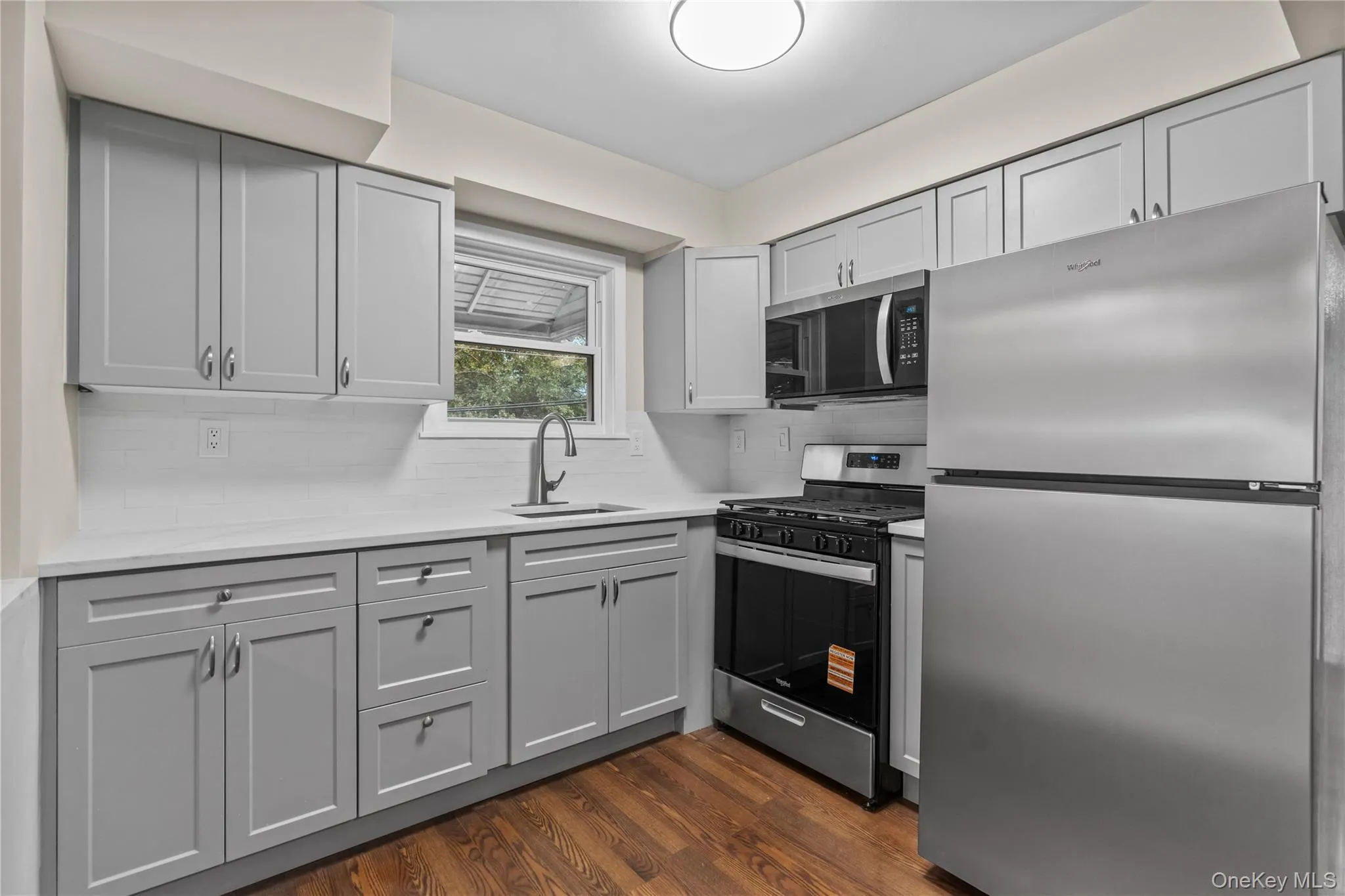 401 Olmstead Avenue, New York, NY, 3 Bedrooms Bedrooms, 5 Rooms Rooms,1 BathroomBathrooms,Residential Lease,For Rent,Olmstead,0,1046899 401 Olmstead Avenue, New York, NY, 3 Bedrooms Bedrooms, 5 Rooms Rooms,1 BathroomBathrooms,Residential Lease,For Rent,Olmstead,0,1046899