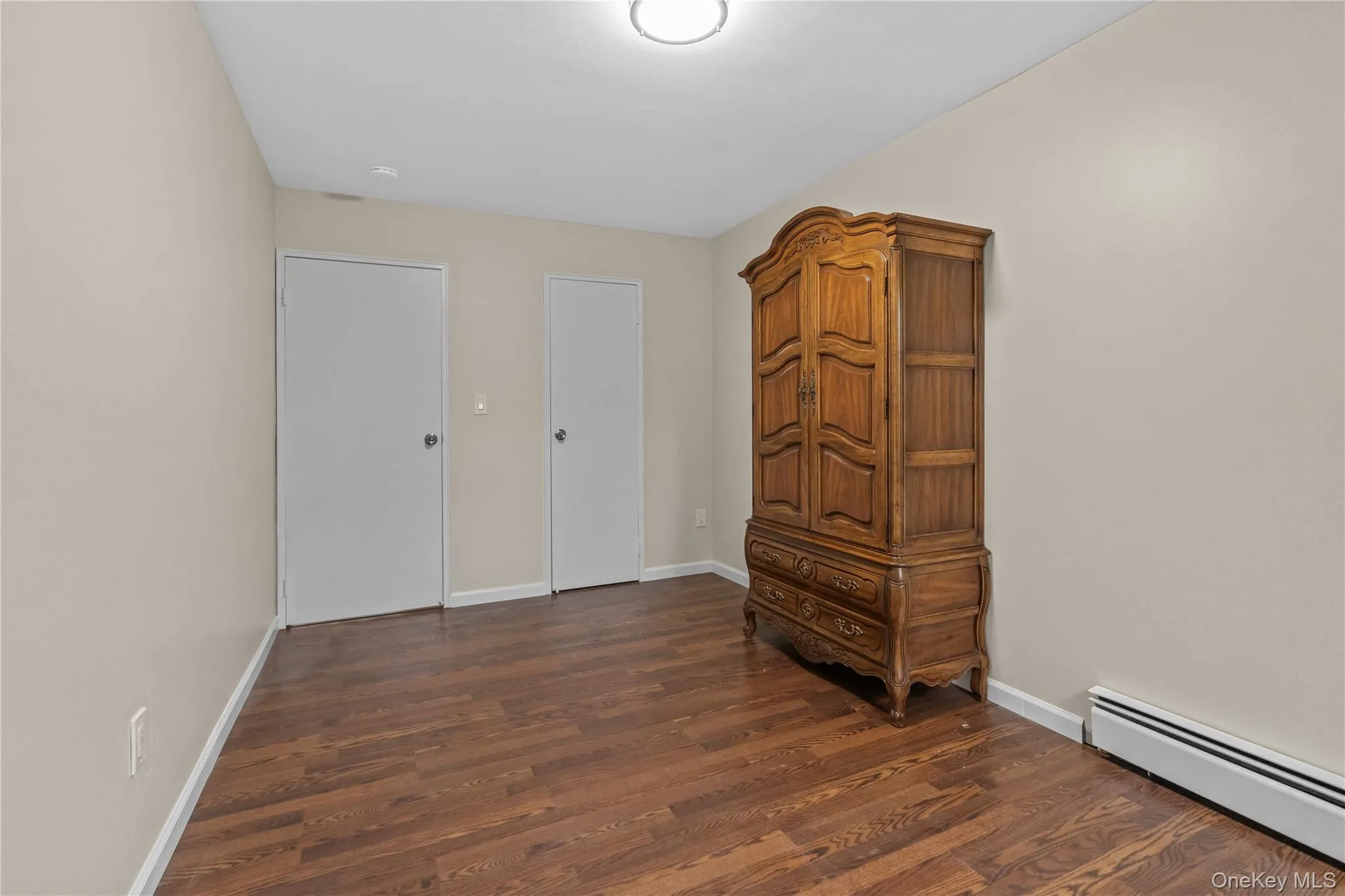 401 Olmstead Avenue, New York, NY, 3 Bedrooms Bedrooms, 5 Rooms Rooms,1 BathroomBathrooms,Residential Lease,For Rent,Olmstead,0,1046899 401 Olmstead Avenue, New York, NY, 3 Bedrooms Bedrooms, 5 Rooms Rooms,1 BathroomBathrooms,Residential Lease,For Rent,Olmstead,0,1046899
