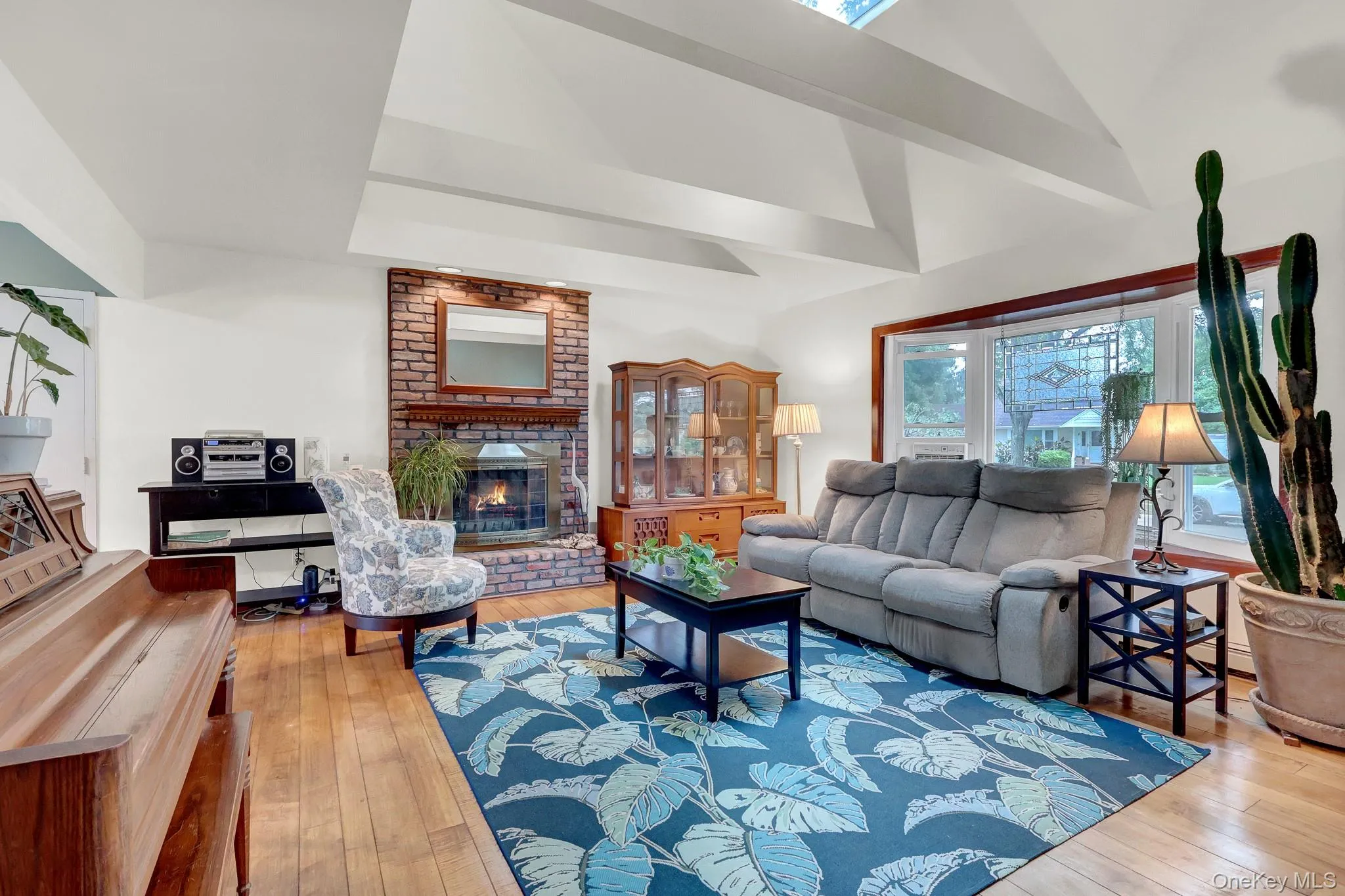 5 Madsen Lane, Huntington, NY, 3 Bedrooms Bedrooms, 5 Rooms Rooms,2 BathroomsBathrooms,Residential,For Rent,Madsen,0,1046901 5 Madsen Lane, Huntington, NY, 3 Bedrooms Bedrooms, 5 Rooms Rooms,2 BathroomsBathrooms,Residential,For Rent,Madsen,0,1046901