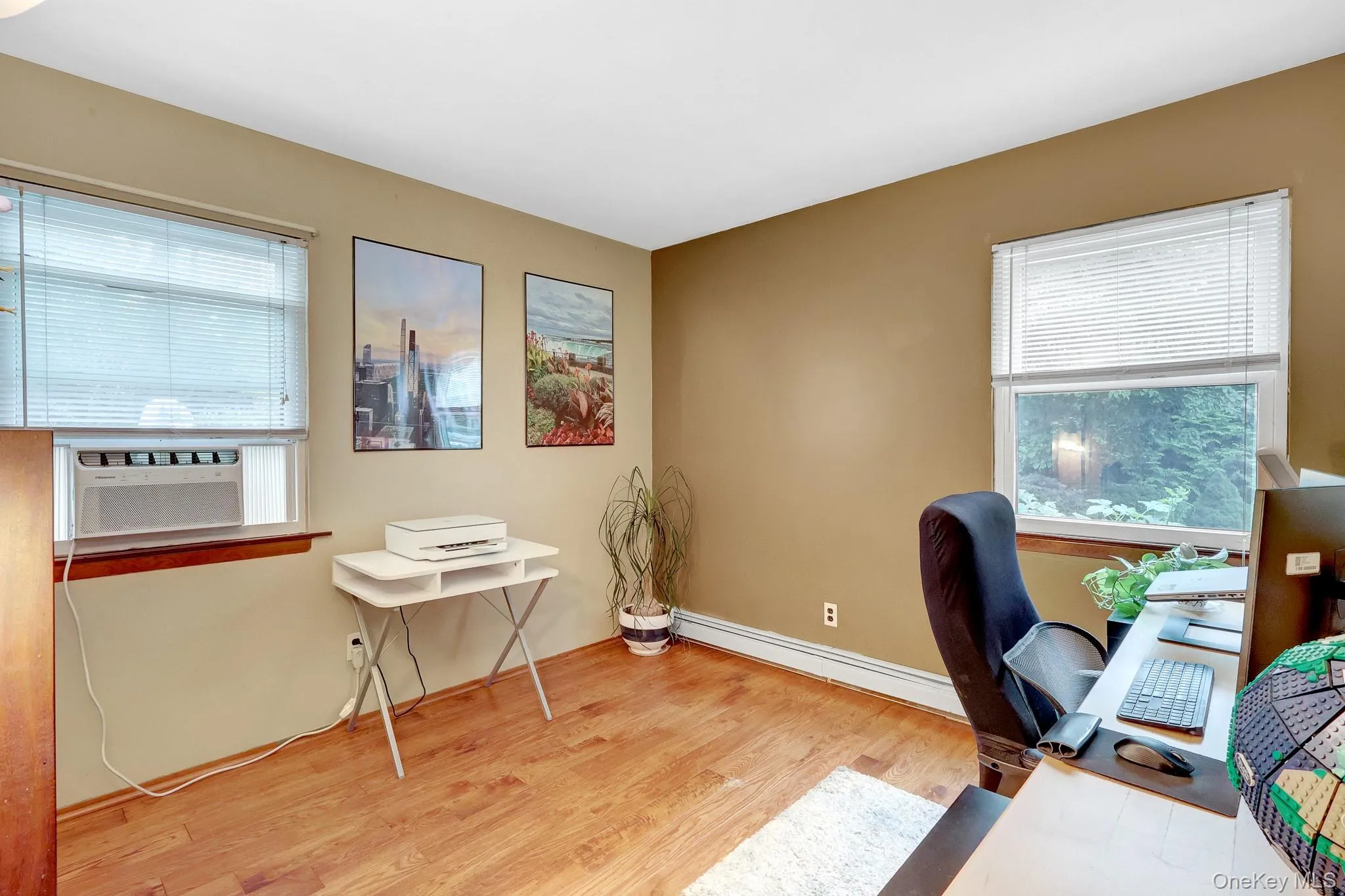 5 Madsen Lane, Huntington, NY, 3 Bedrooms Bedrooms, 5 Rooms Rooms,2 BathroomsBathrooms,Residential,For Rent,Madsen,0,1046901 5 Madsen Lane, Huntington, NY, 3 Bedrooms Bedrooms, 5 Rooms Rooms,2 BathroomsBathrooms,Residential,For Rent,Madsen,0,1046901
