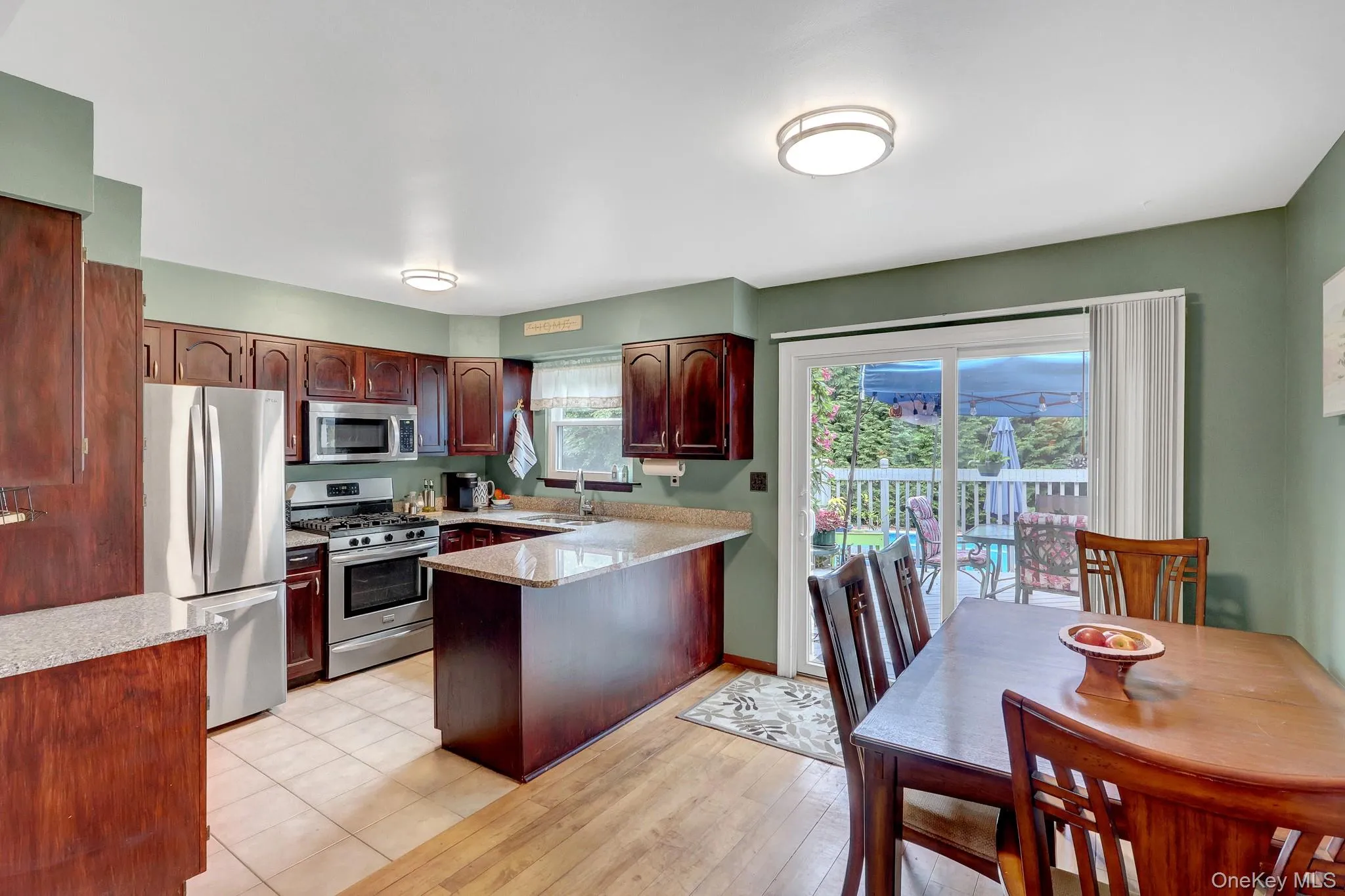 5 Madsen Lane, Huntington, NY, 3 Bedrooms Bedrooms, 5 Rooms Rooms,2 BathroomsBathrooms,Residential,For Rent,Madsen,0,1046901 5 Madsen Lane, Huntington, NY, 3 Bedrooms Bedrooms, 5 Rooms Rooms,2 BathroomsBathrooms,Residential,For Rent,Madsen,0,1046901