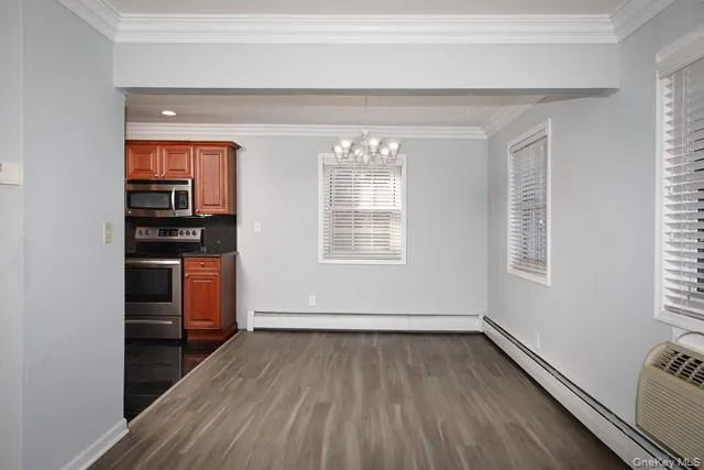 64 Clinton Avenue, Islip, NY, 1 Bedroom Bedrooms, 4 Rooms Rooms,1 BathroomBathrooms,Residential Lease,For Rent,Clinton,0,1046908 64 Clinton Avenue, Islip, NY, 1 Bedroom Bedrooms, 4 Rooms Rooms,1 BathroomBathrooms,Residential Lease,For Rent,Clinton,0,1046908