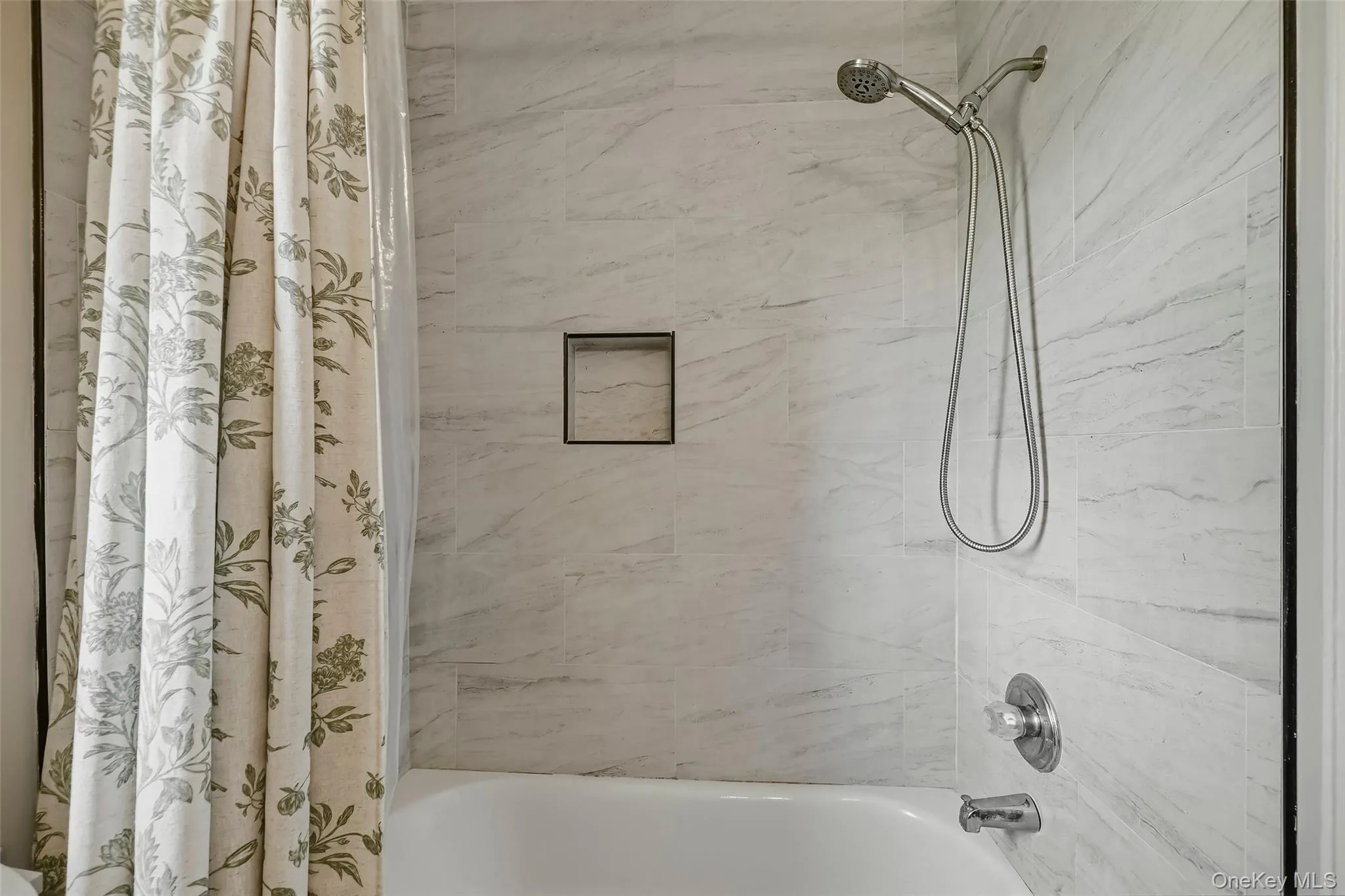 5 Oakdale Manor, Ramapo, NY, 1 Bedroom Bedrooms, 4 Rooms Rooms,1 BathroomBathrooms,Residential,For Rent,Oakdale,0,1046910 5 Oakdale Manor, Ramapo, NY, 1 Bedroom Bedrooms, 4 Rooms Rooms,1 BathroomBathrooms,Residential,For Rent,Oakdale,0,1046910