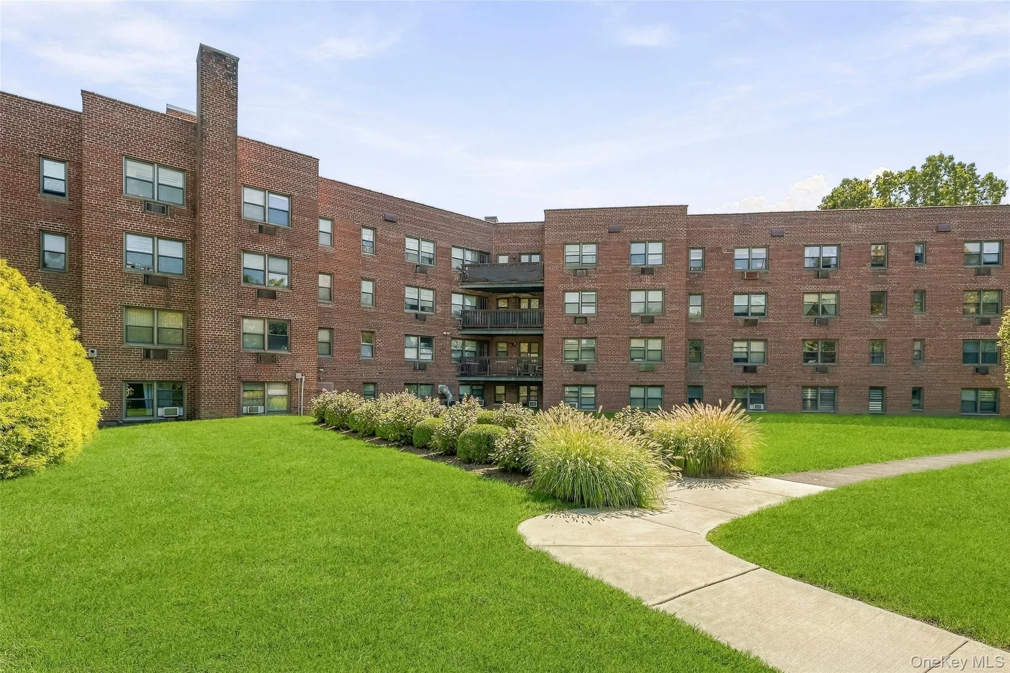 Follow the landscaped walkway through the property and enjoy a peaceful, park-like setting just outside your door. Follow the landscaped walkway through the property and enjoy a peaceful, park-like setting just outside your door.