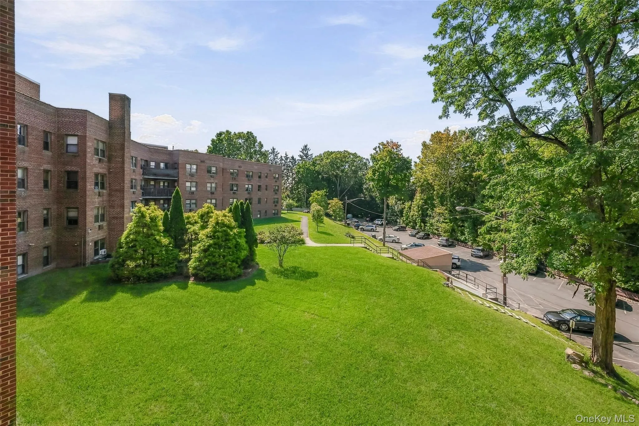 Enjoy the best of both worlds: a tree-lined residential setting with Suffern’s shops, restaurants, and transportation nearby. Enjoy the best of both worlds: a tree-lined residential setting with Suffern’s shops, restaurants, and transportation nearby.