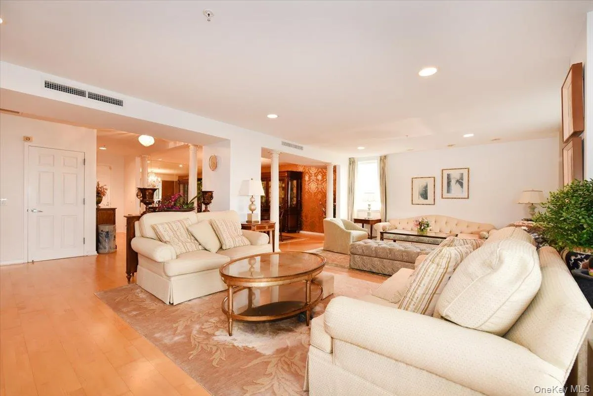 100 Harbor View Drive, North Hempstead, NY, 3 Bedrooms Bedrooms, 6 Rooms Rooms,2 BathroomsBathrooms,Residential,For Rent,Harbor View,0,1046915 100 Harbor View Drive, North Hempstead, NY, 3 Bedrooms Bedrooms, 6 Rooms Rooms,2 BathroomsBathrooms,Residential,For Rent,Harbor View,0,1046915