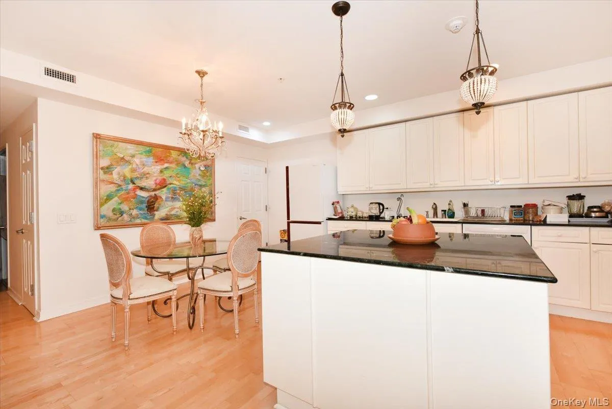 100 Harbor View Drive, North Hempstead, NY, 3 Bedrooms Bedrooms, 6 Rooms Rooms,2 BathroomsBathrooms,Residential,For Rent,Harbor View,0,1046915 100 Harbor View Drive, North Hempstead, NY, 3 Bedrooms Bedrooms, 6 Rooms Rooms,2 BathroomsBathrooms,Residential,For Rent,Harbor View,0,1046915