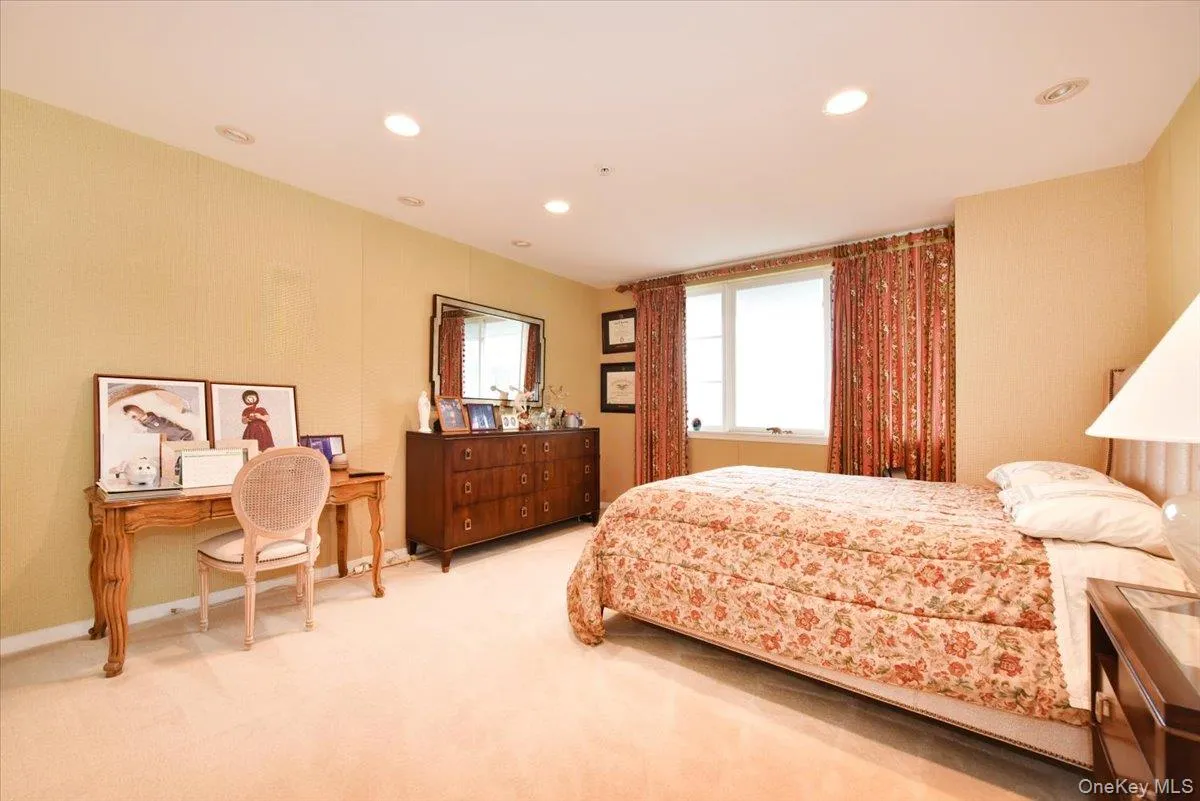 100 Harbor View Drive, North Hempstead, NY, 3 Bedrooms Bedrooms, 6 Rooms Rooms,2 BathroomsBathrooms,Residential,For Rent,Harbor View,0,1046915 100 Harbor View Drive, North Hempstead, NY, 3 Bedrooms Bedrooms, 6 Rooms Rooms,2 BathroomsBathrooms,Residential,For Rent,Harbor View,0,1046915