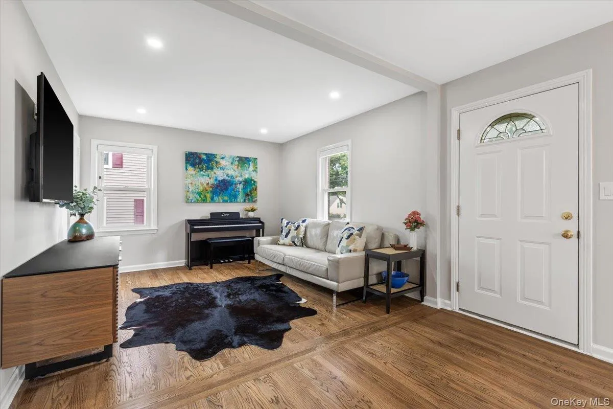 10 Maywood Avenue, Rye Town, NY, 2 Bedrooms Bedrooms, 6 Rooms Rooms,1 BathroomBathrooms,Residential,For Rent,Maywood,0,1046916 10 Maywood Avenue, Rye Town, NY, 2 Bedrooms Bedrooms, 6 Rooms Rooms,1 BathroomBathrooms,Residential,For Rent,Maywood,0,1046916