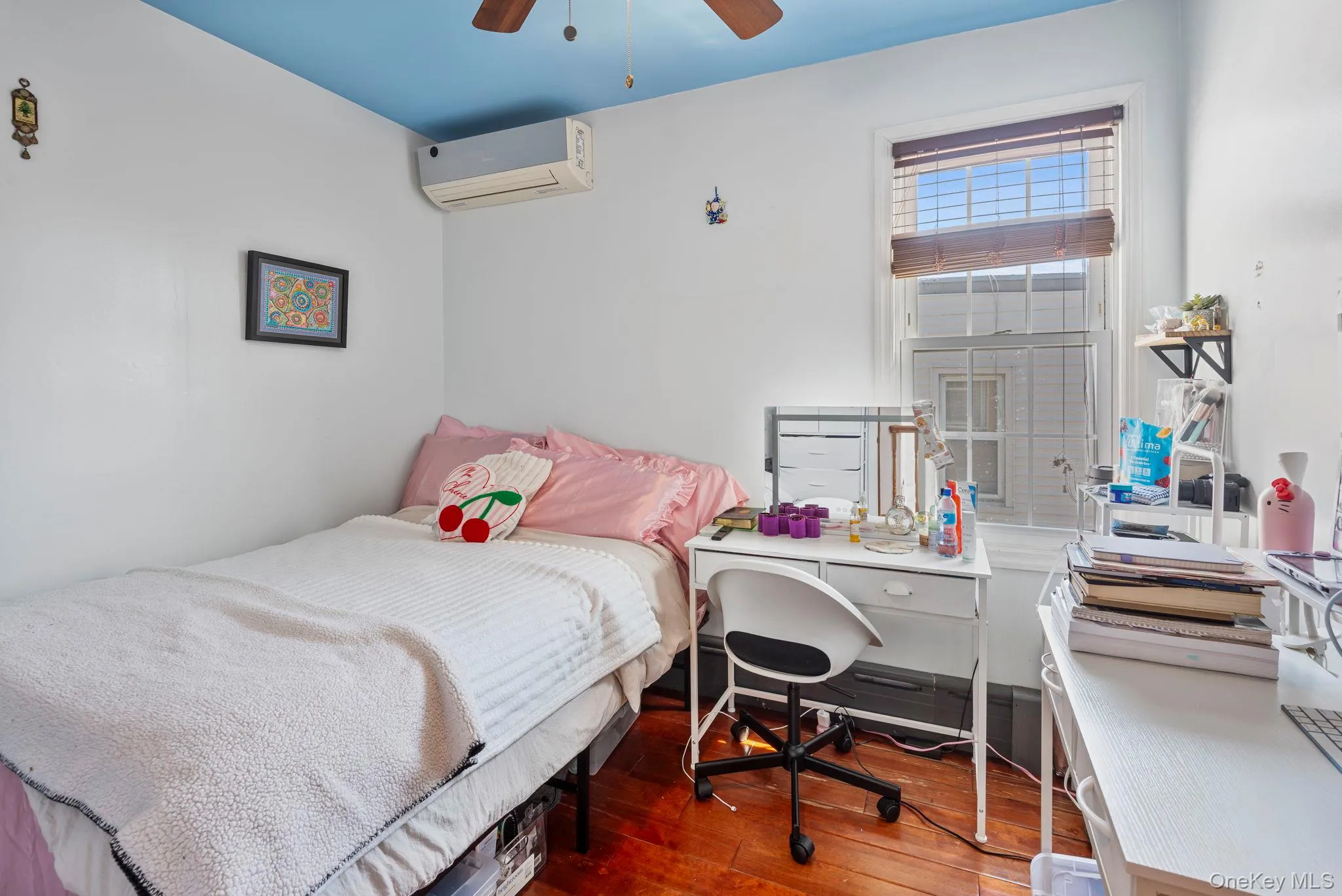 121-36 7th Avenue, New York, NY, 3 Bedrooms Bedrooms, 6 Rooms Rooms,2 BathroomsBathrooms,Residential,For Rent,7th,0,1046918 121-36 7th Avenue, New York, NY, 3 Bedrooms Bedrooms, 6 Rooms Rooms,2 BathroomsBathrooms,Residential,For Rent,7th,0,1046918