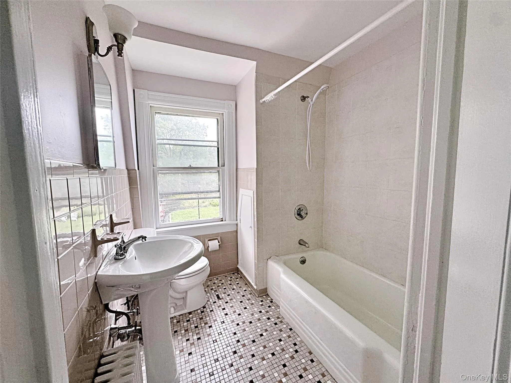 Second floor full bath Second floor full bath