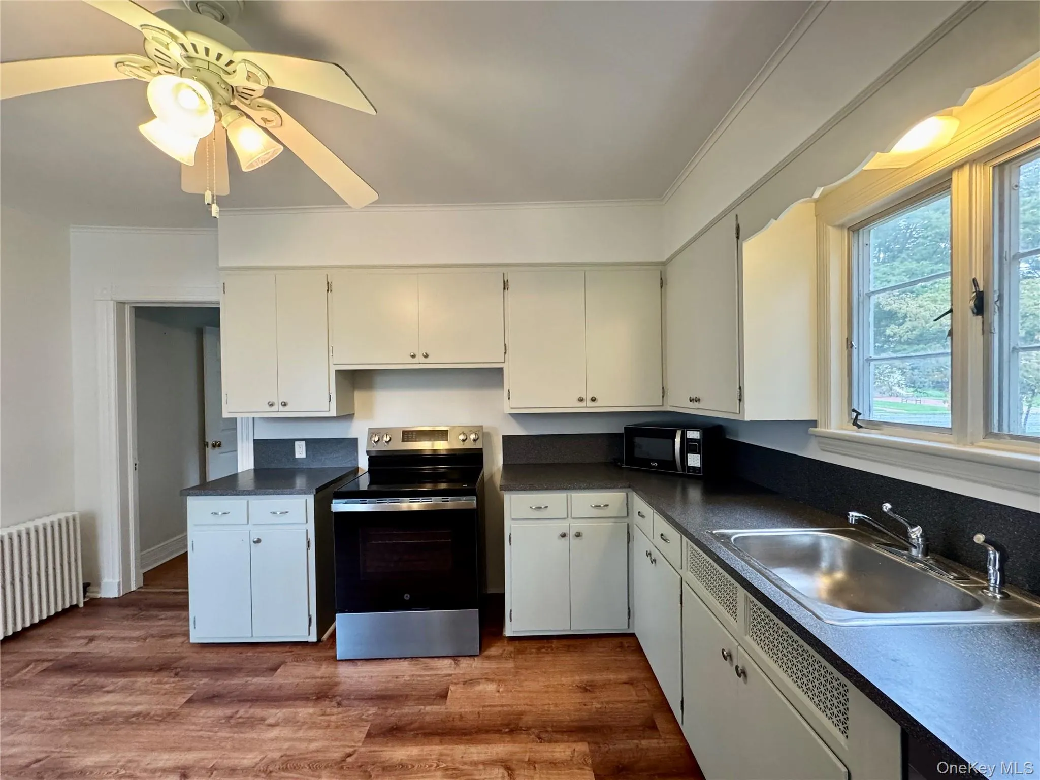 51970 Route 25, Southold, NY, 4 Bedrooms Bedrooms, 8 Rooms Rooms,1 BathroomBathrooms,Residential Lease,For Rent,Route 25,0,1046920 51970 Route 25, Southold, NY, 4 Bedrooms Bedrooms, 8 Rooms Rooms,1 BathroomBathrooms,Residential Lease,For Rent,Route 25,0,1046920