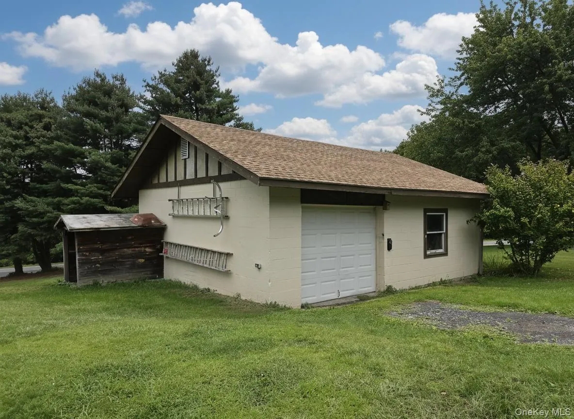 2187 County Route 8, Gallatin, NY, 3 Bedrooms Bedrooms, 8 Rooms Rooms,1 BathroomBathrooms,Residential,For Rent,County Route 8,0,1046922 2187 County Route 8, Gallatin, NY, 3 Bedrooms Bedrooms, 8 Rooms Rooms,1 BathroomBathrooms,Residential,For Rent,County Route 8,0,1046922