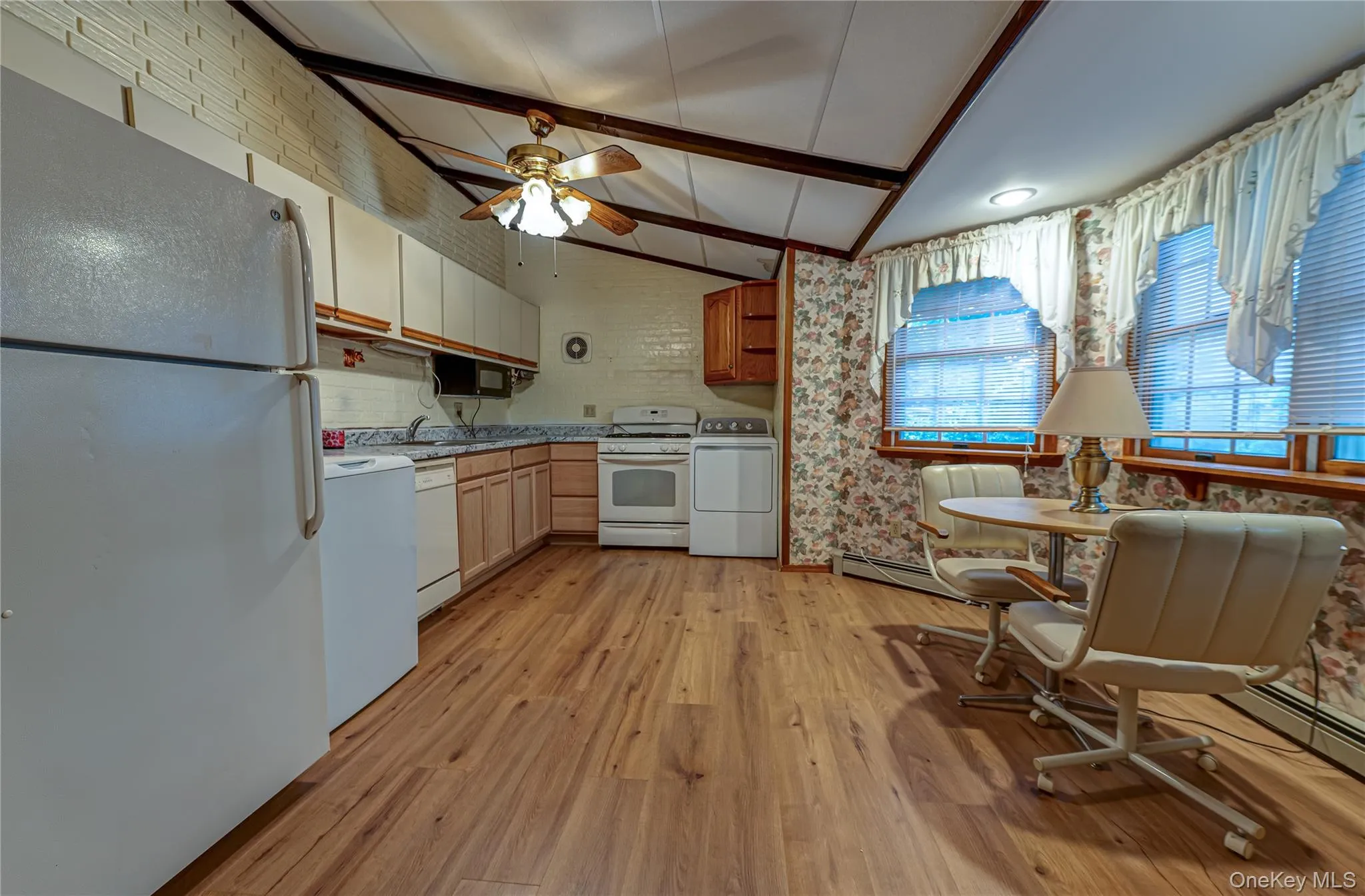 15 Longhorn Lane, Brookhaven, NY, 3 Bedrooms Bedrooms, 8 Rooms Rooms,1 BathroomBathrooms,Residential,For Rent,Longhorn,0,1046924 15 Longhorn Lane, Brookhaven, NY, 3 Bedrooms Bedrooms, 8 Rooms Rooms,1 BathroomBathrooms,Residential,For Rent,Longhorn,0,1046924
