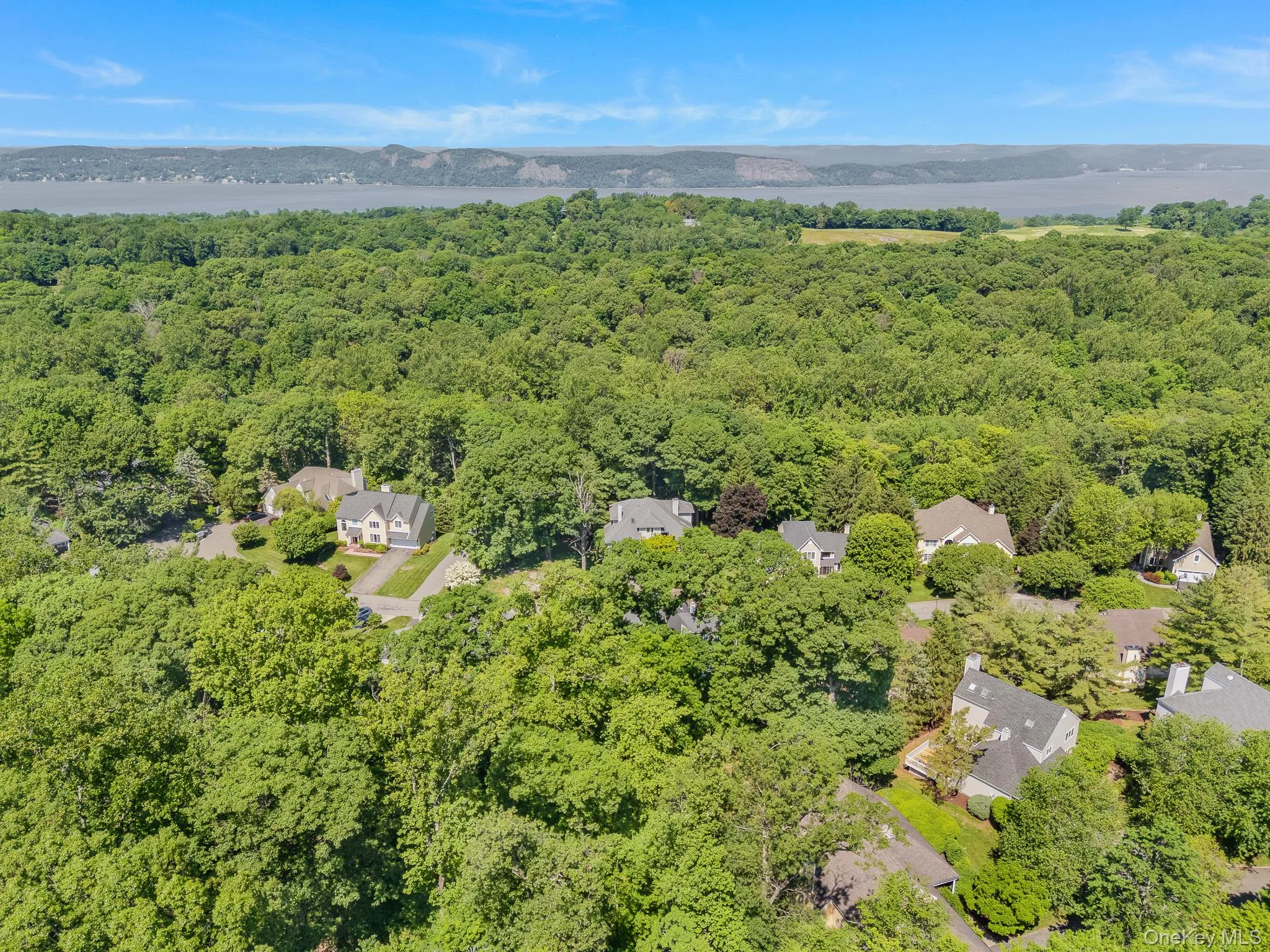 3 Lewiston Court, Ossining, NY, 3 Bedrooms Bedrooms, 8 Rooms Rooms,2 BathroomsBathrooms,Residential,For Rent,Lewiston,0,1046925 3 Lewiston Court, Ossining, NY, 3 Bedrooms Bedrooms, 8 Rooms Rooms,2 BathroomsBathrooms,Residential,For Rent,Lewiston,0,1046925