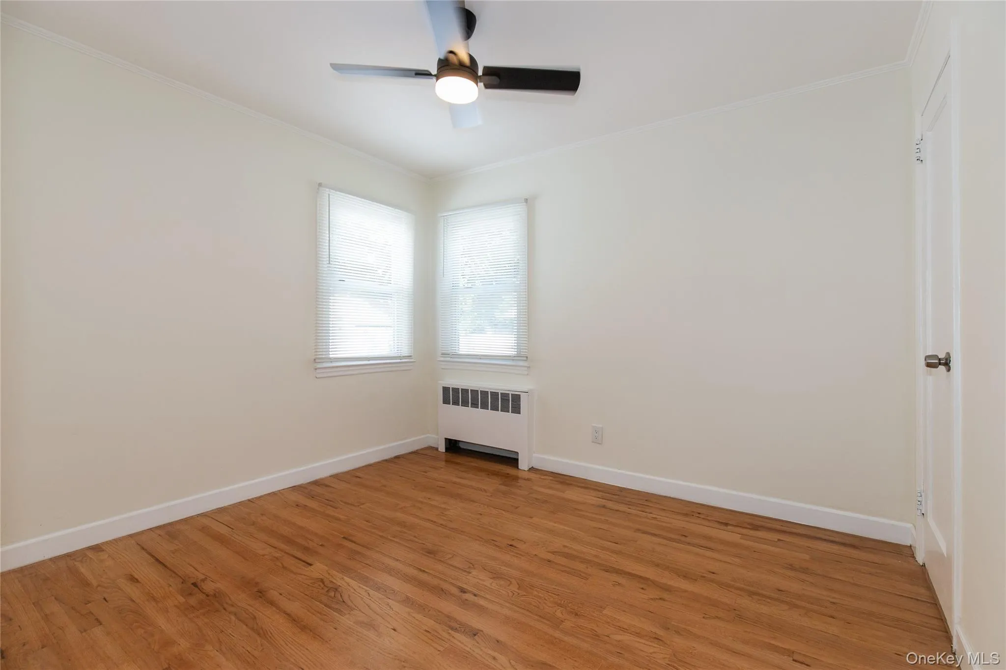 529 7th Avenue, North Hempstead, NY, 6 Bedrooms Bedrooms, 11 Rooms Rooms,2 BathroomsBathrooms,Residential,For Rent,7th,0,1046926 529 7th Avenue, North Hempstead, NY, 6 Bedrooms Bedrooms, 11 Rooms Rooms,2 BathroomsBathrooms,Residential,For Rent,7th,0,1046926