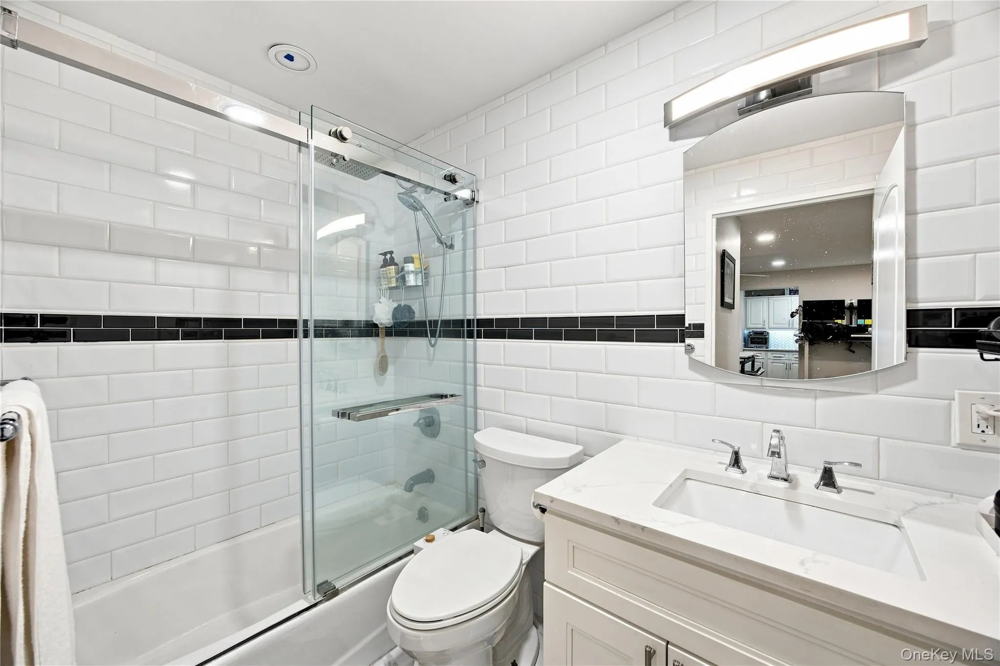 1 Bay Club Drive, New York, NY, 1 Bedroom Bedrooms, 3 Rooms Rooms,1 BathroomBathrooms,Residential,For Rent,Bay Club,0,1046930 1 Bay Club Drive, New York, NY, 1 Bedroom Bedrooms, 3 Rooms Rooms,1 BathroomBathrooms,Residential,For Rent,Bay Club,0,1046930