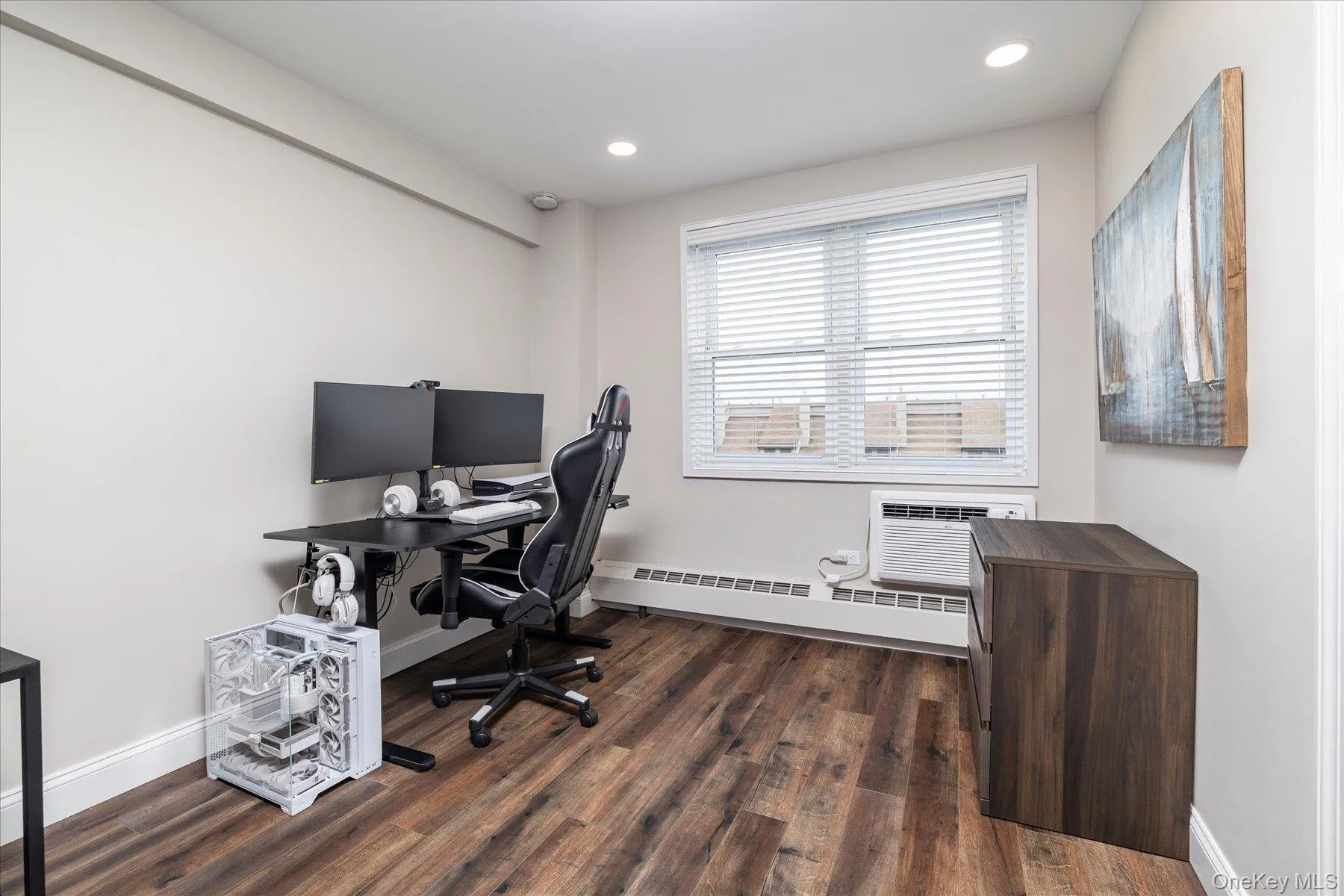 Room for a dedicated office area Room for a dedicated office area