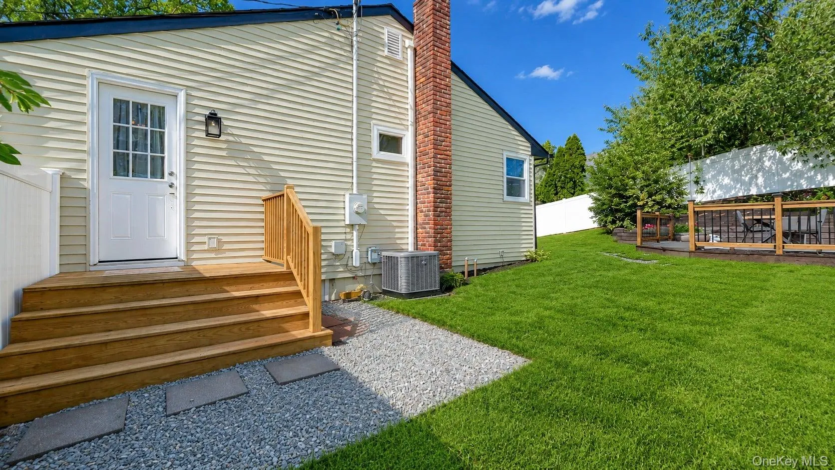 19 Hawthorne Road, Brookhaven, NY, 3 Bedrooms Bedrooms, 6 Rooms Rooms,2 BathroomsBathrooms,Residential,For Rent,Hawthorne,0,1046935 19 Hawthorne Road, Brookhaven, NY, 3 Bedrooms Bedrooms, 6 Rooms Rooms,2 BathroomsBathrooms,Residential,For Rent,Hawthorne,0,1046935