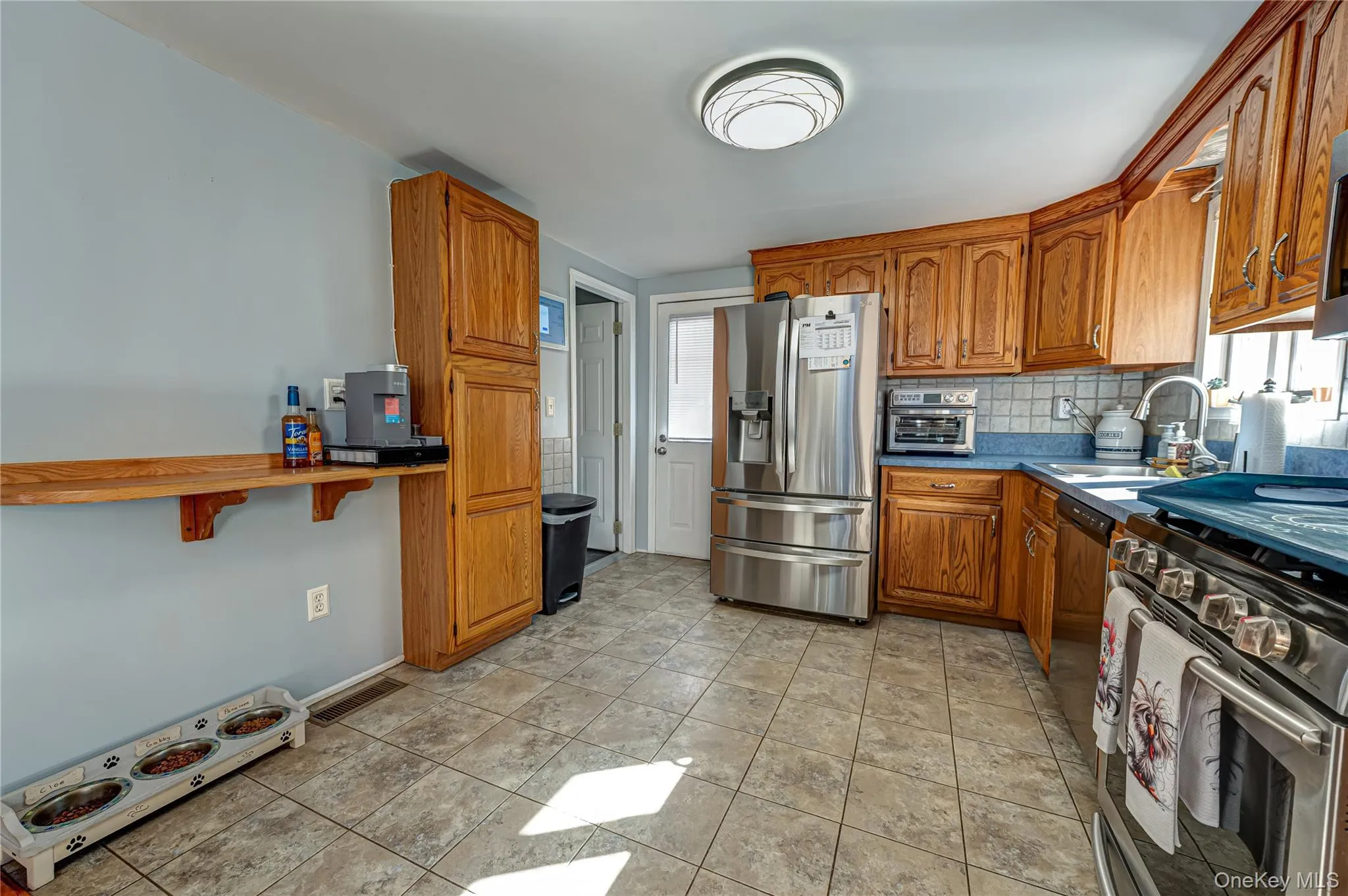 8 Forest Avenue, Brookhaven, NY, 3 Bedrooms Bedrooms, 5 Rooms Rooms,1 BathroomBathrooms,Residential,For Rent,Forest,0,1046942 8 Forest Avenue, Brookhaven, NY, 3 Bedrooms Bedrooms, 5 Rooms Rooms,1 BathroomBathrooms,Residential,For Rent,Forest,0,1046942